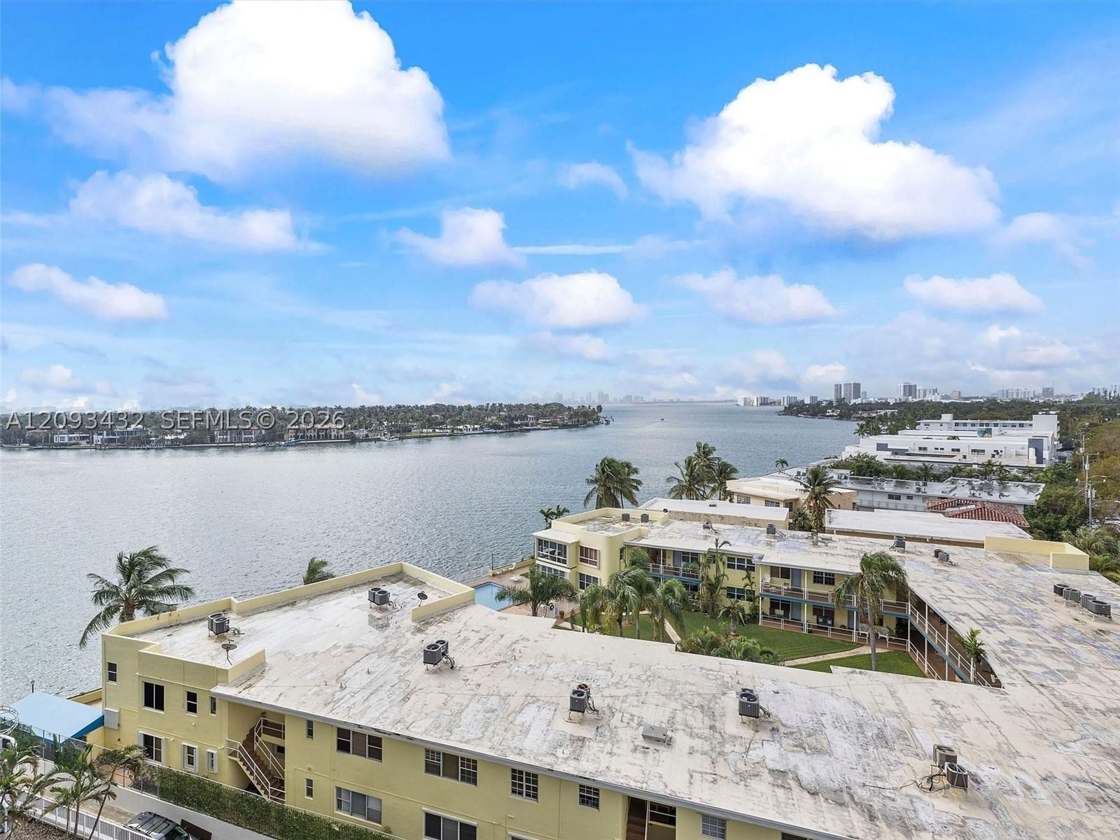 Real estate property located at 900 Bay Dr #721, Miami-dade, King Cole Condo, Miami Beach, FL
