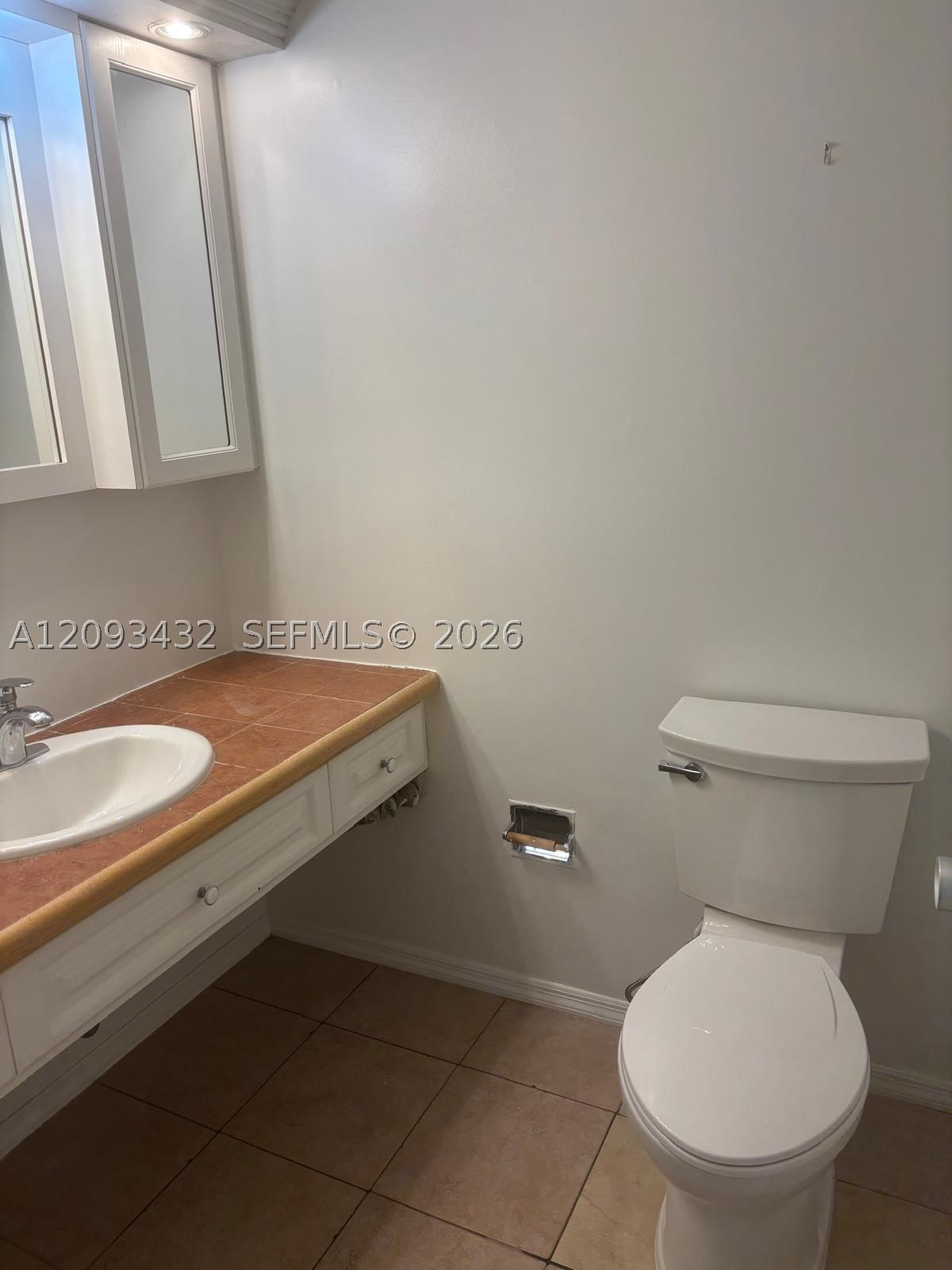 Real estate property located at 900 Bay Dr #721, Miami-dade, King Cole Condo, Miami Beach, FL
