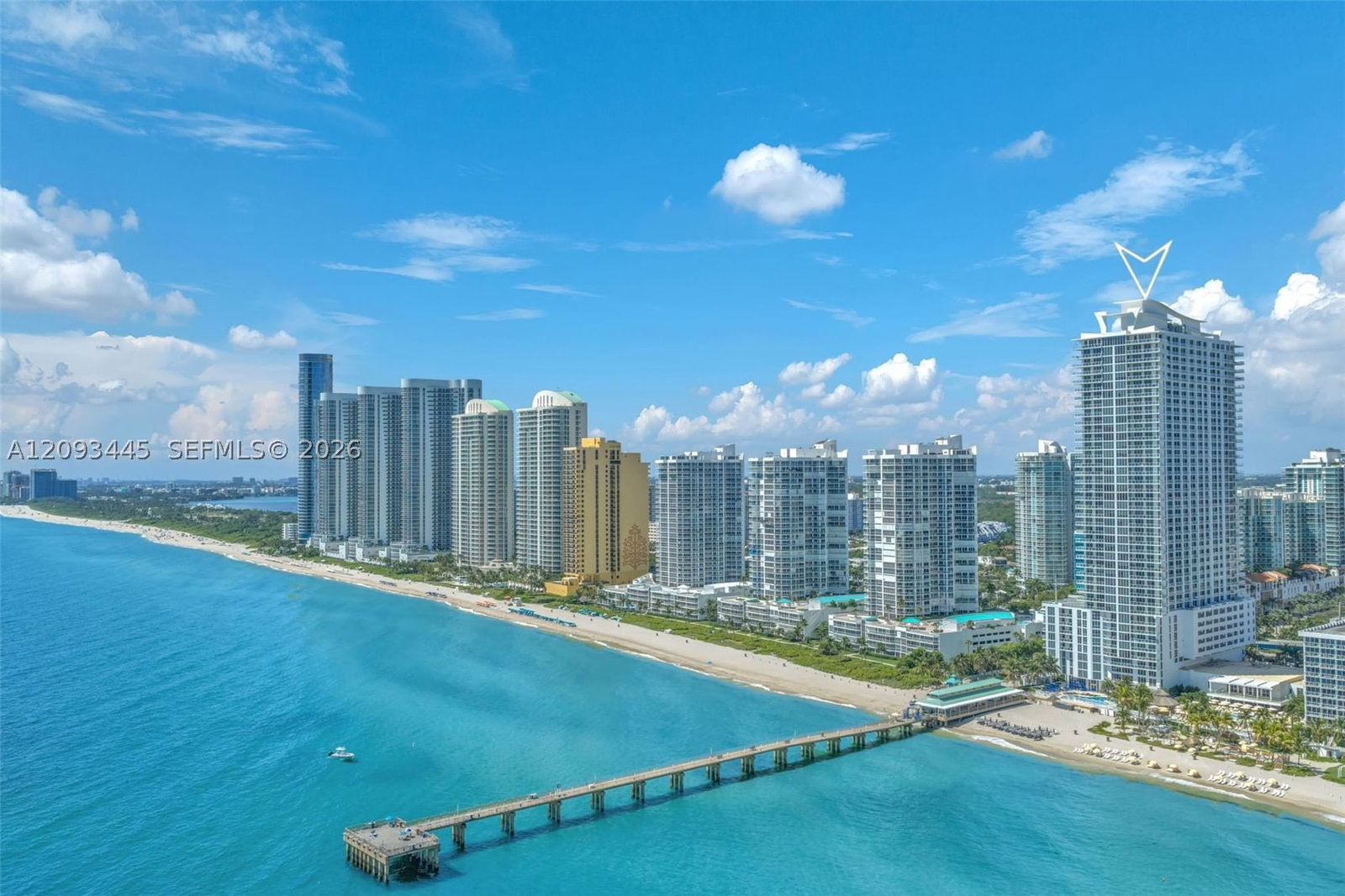 Real estate property located at 16699 Collins Ave #3010, Miami-dade, La Perla Condo, Sunny Isles Beach, FL