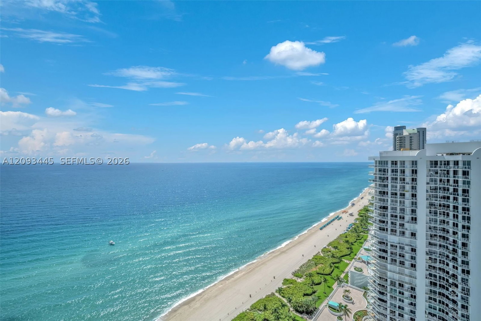 Real estate property located at 16699 Collins Ave #3010, Miami-dade, La Perla Condo, Sunny Isles Beach, FL