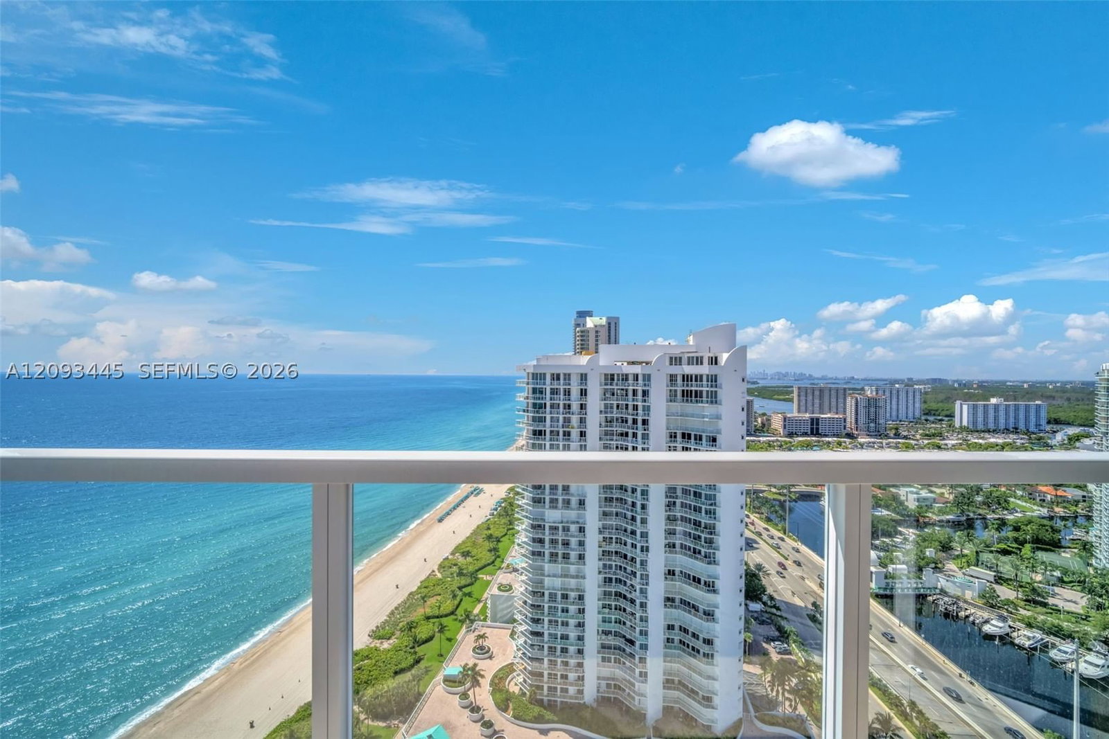 Real estate property located at 16699 Collins Ave #3010, Miami-dade, La Perla Condo, Sunny Isles Beach, FL
