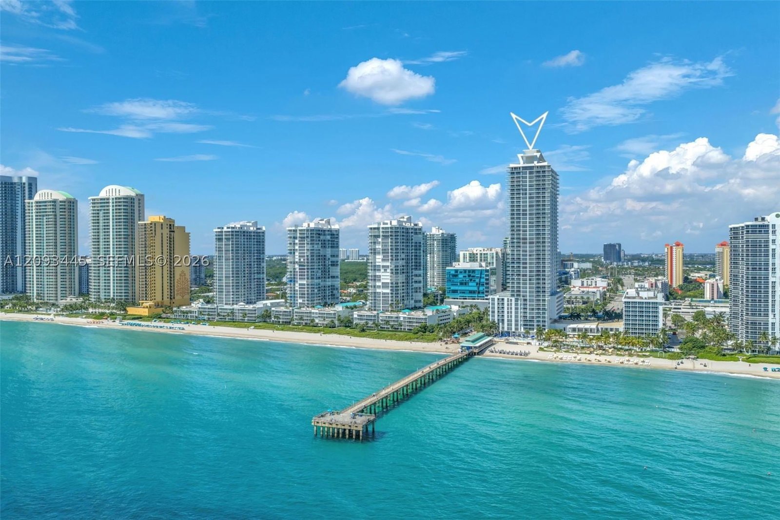 Real estate property located at 16699 Collins Ave #3010, Miami-dade, La Perla Condo, Sunny Isles Beach, FL