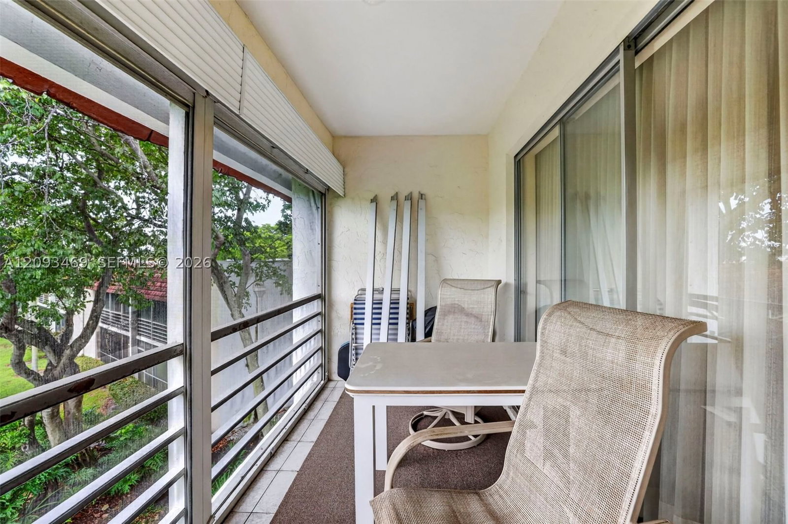 Real estate property located at 3774 Inverrary Blvd #309P, Broward, Las Vistas P-r In Inverra, Lauderhill, FL
