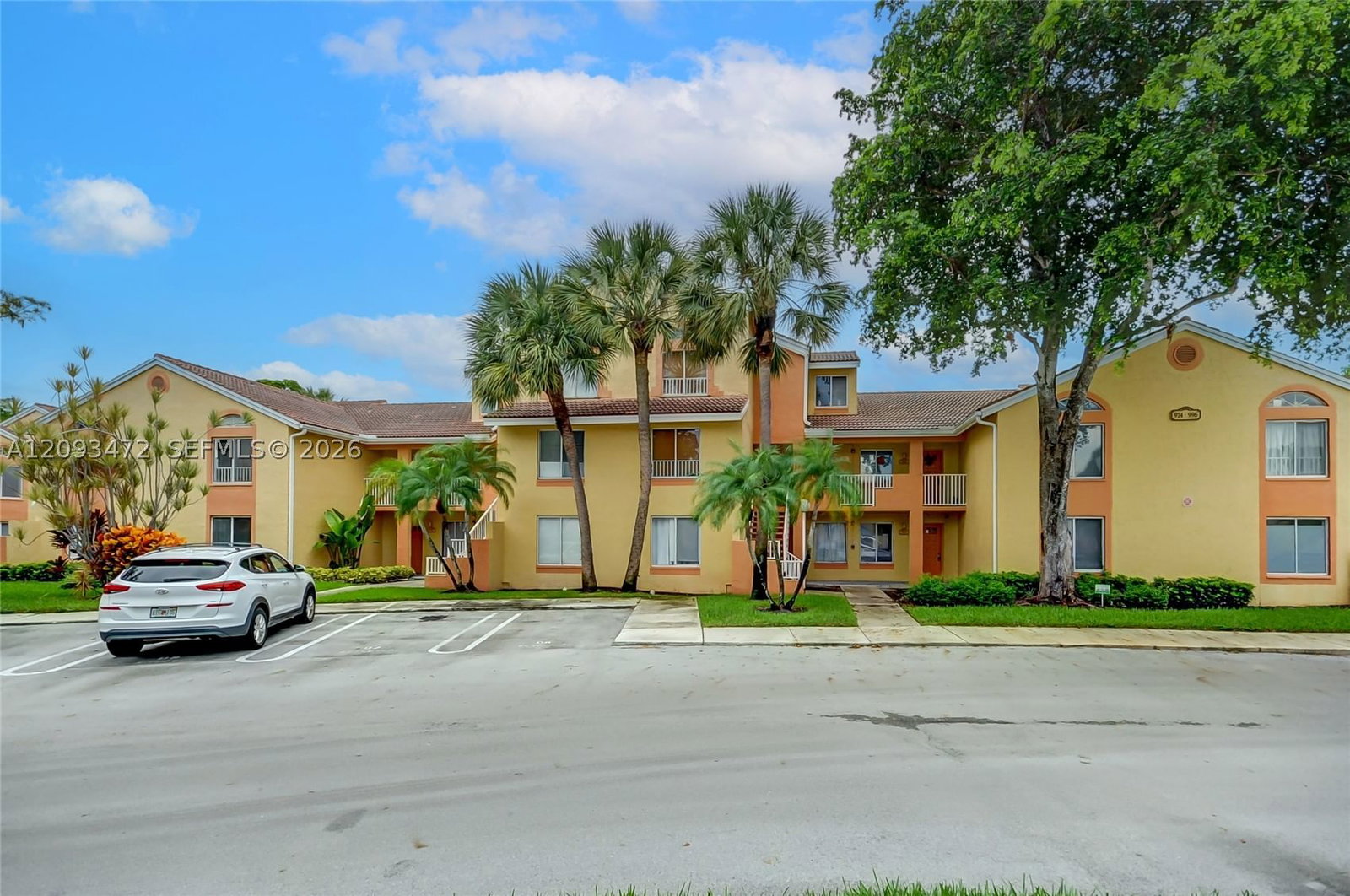 Real estate property located at , Broward, Napoli Gardens At Coral S, Coral Springs, FL