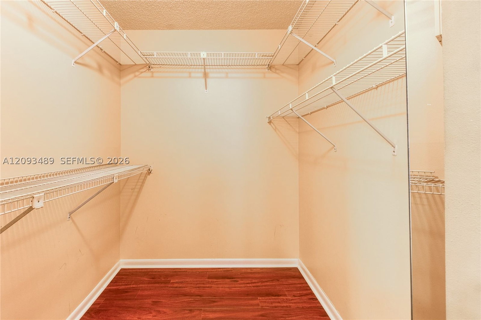 Real estate property located at 2156 Baton Rouge, Broward, Country Isles, Weston, FL