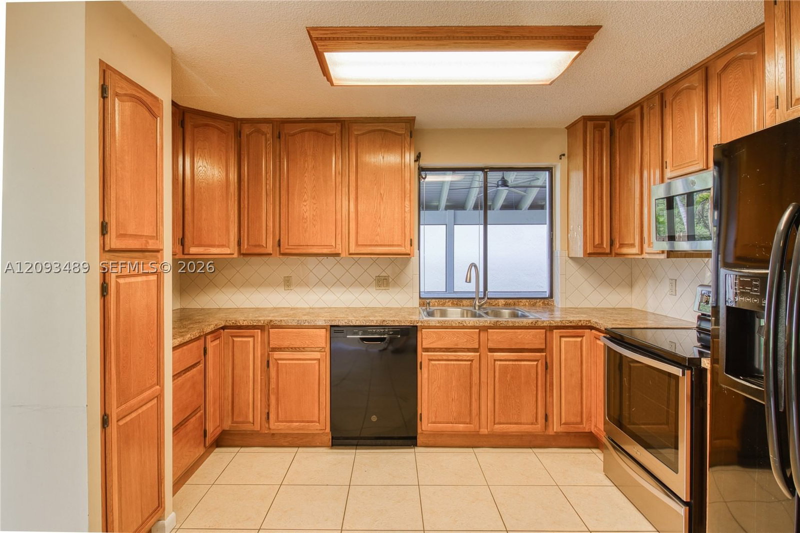 Real estate property located at 2156 Baton Rouge, Broward, Country Isles, Weston, FL