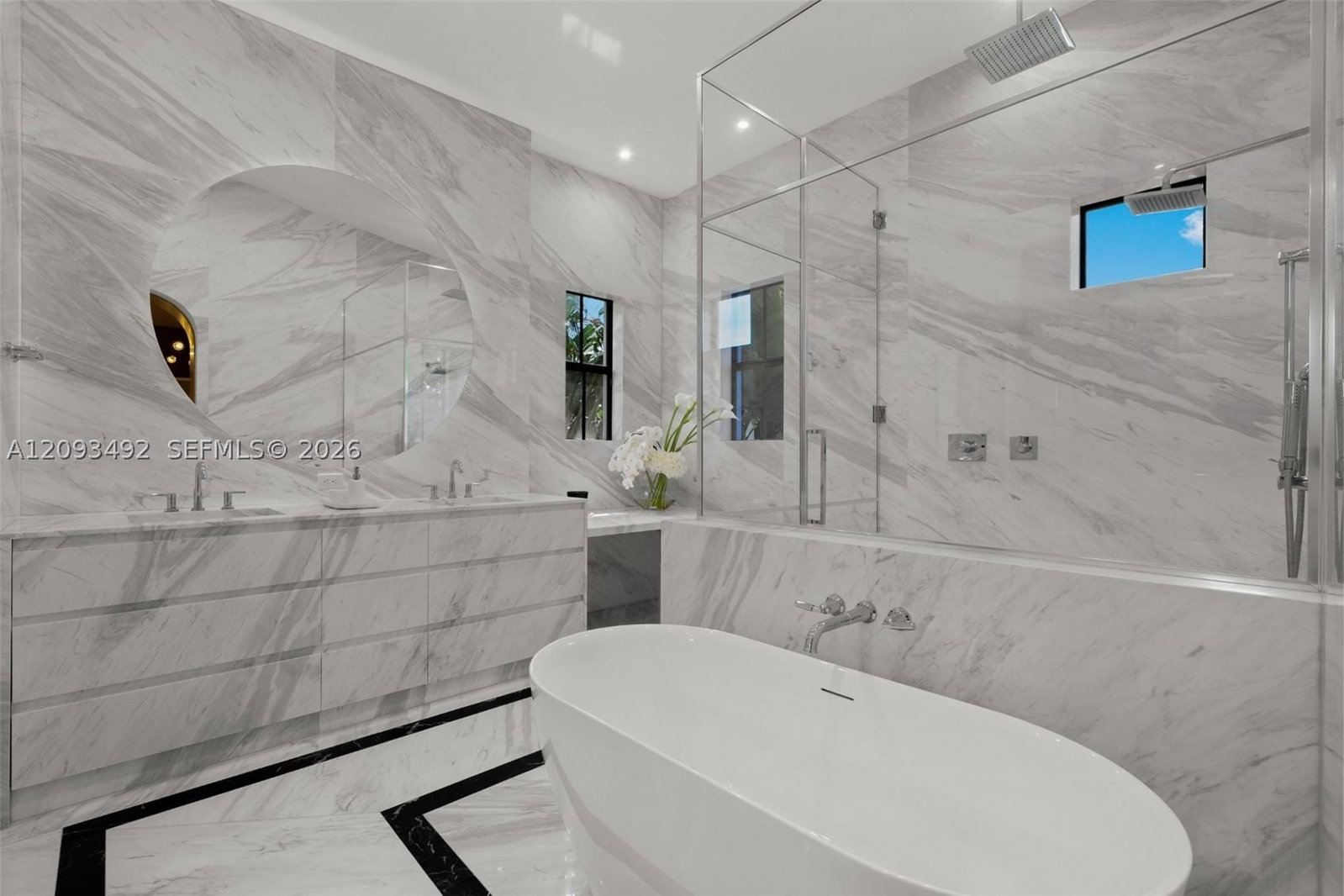Real estate property located at 1803 Bayshore Ln, Miami-dade, Fairhaven, Miami, FL