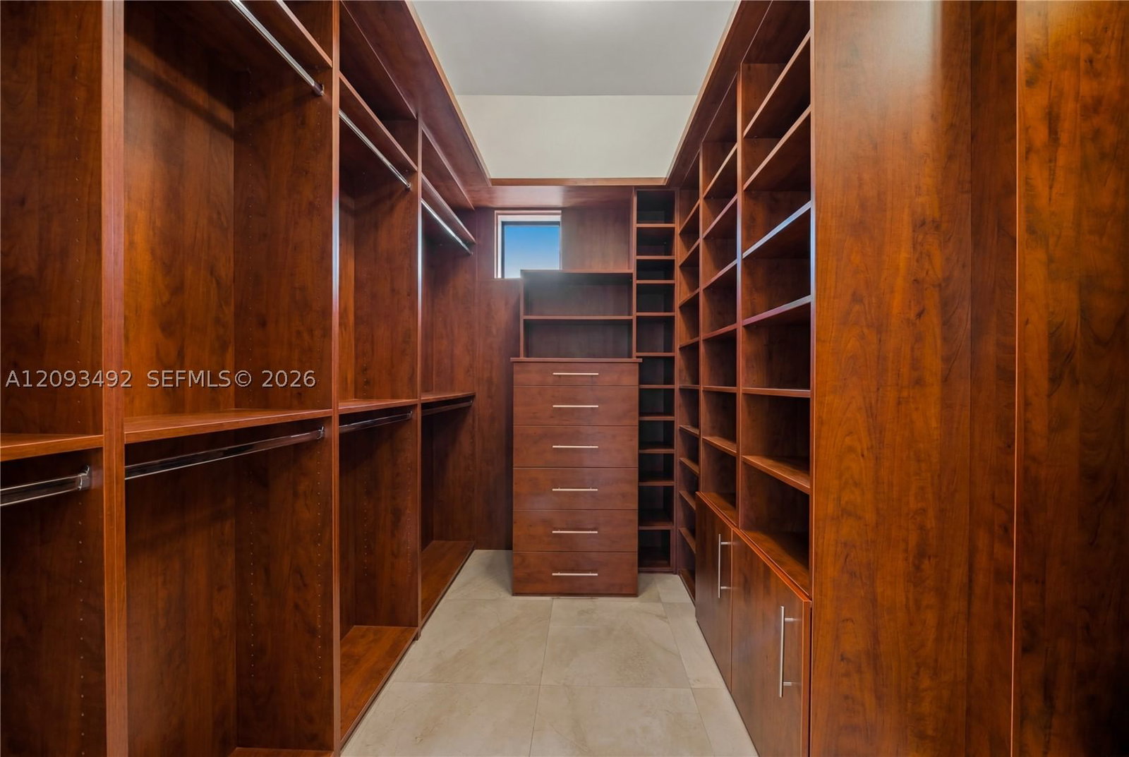 Real estate property located at 1803 Bayshore Ln, Miami-dade, Fairhaven, Miami, FL
