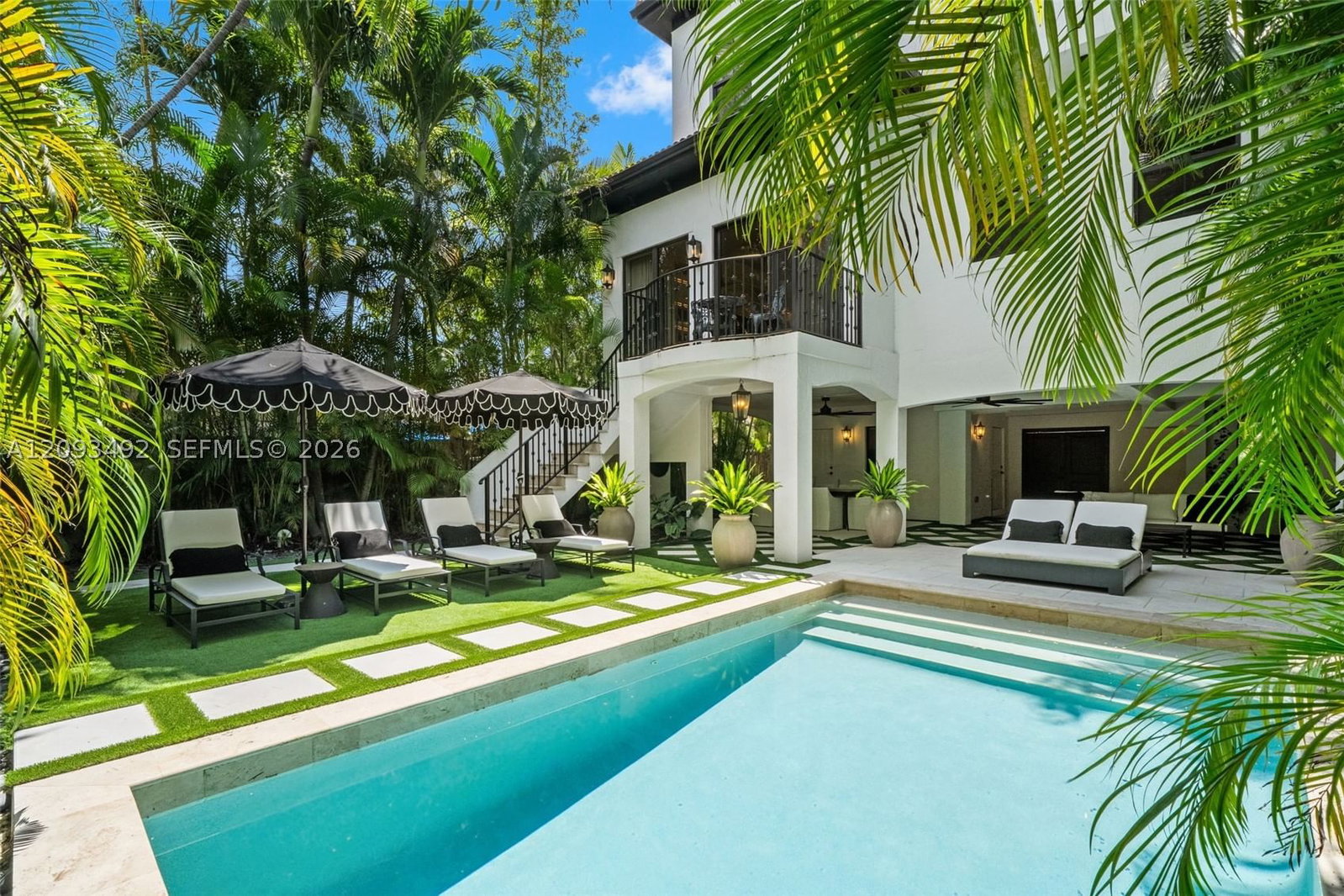 Real estate property located at 1803 Bayshore Ln, Miami-dade, Fairhaven, Miami, FL