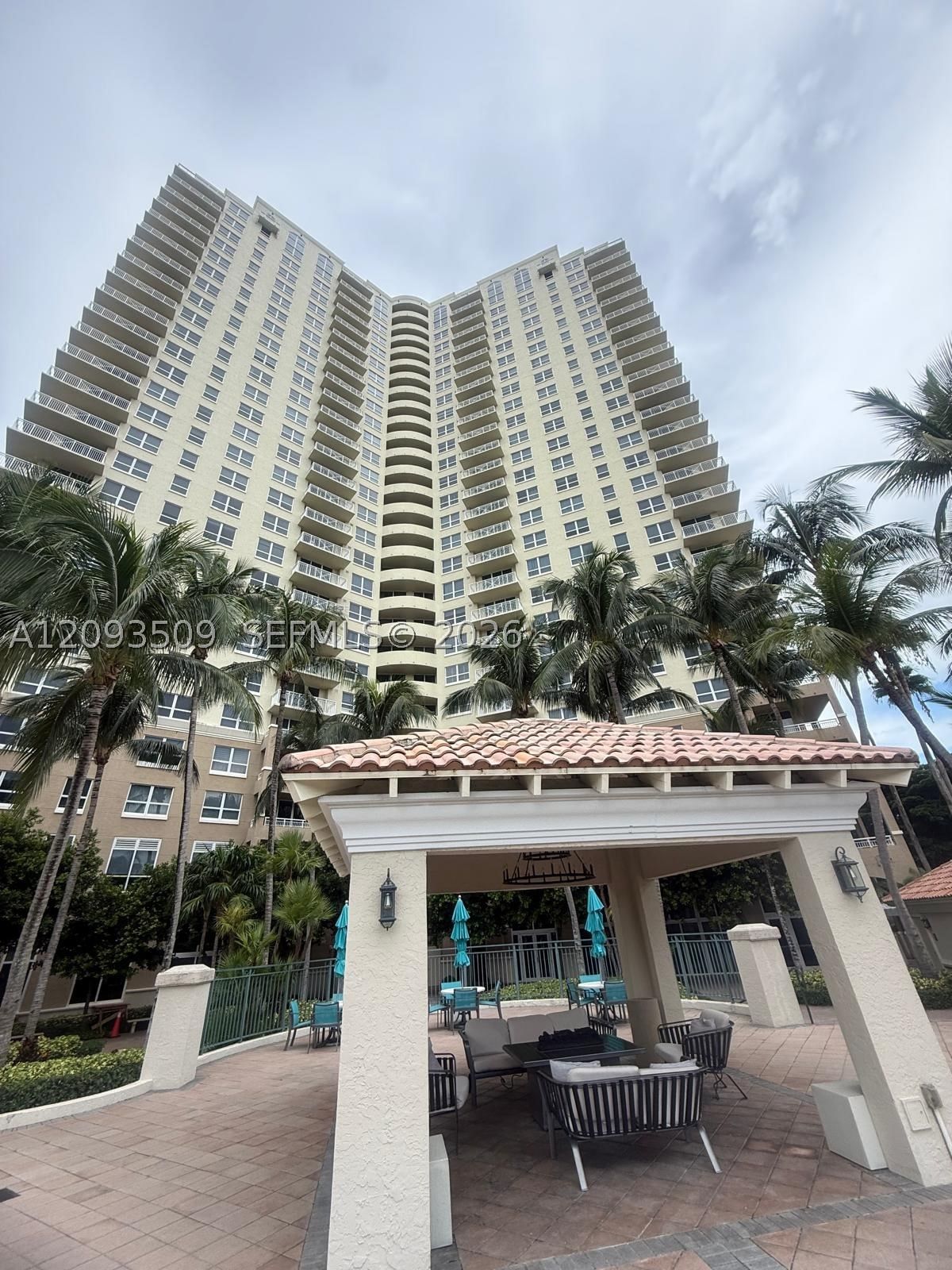 Real estate property located at 19501 Country Club Dr TS-03, Miami-dade, Turnberry On The Green Co, Aventura, FL
