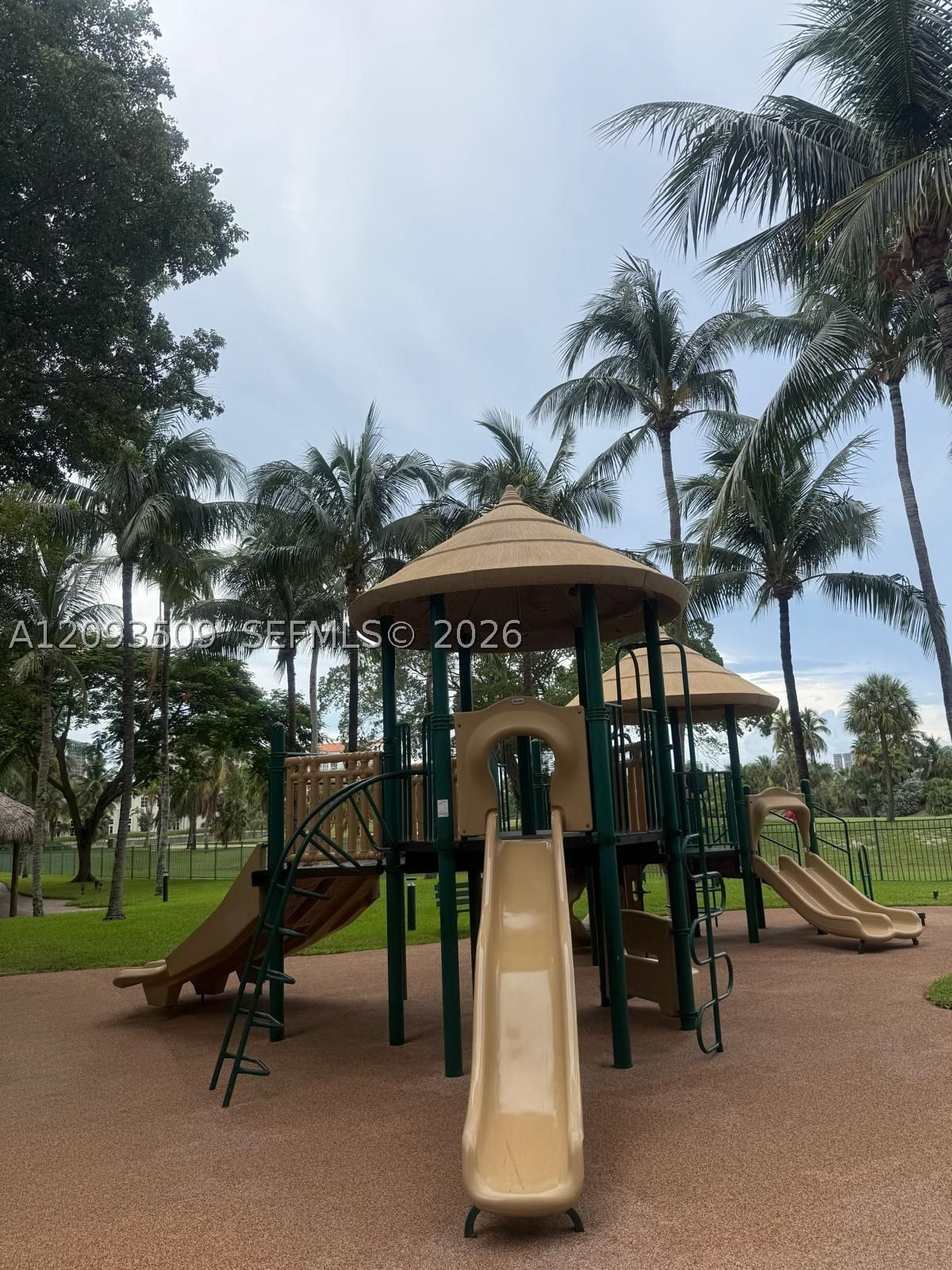 Real estate property located at 19501 Country Club Dr TS-03, Miami-dade, Turnberry On The Green Co, Aventura, FL