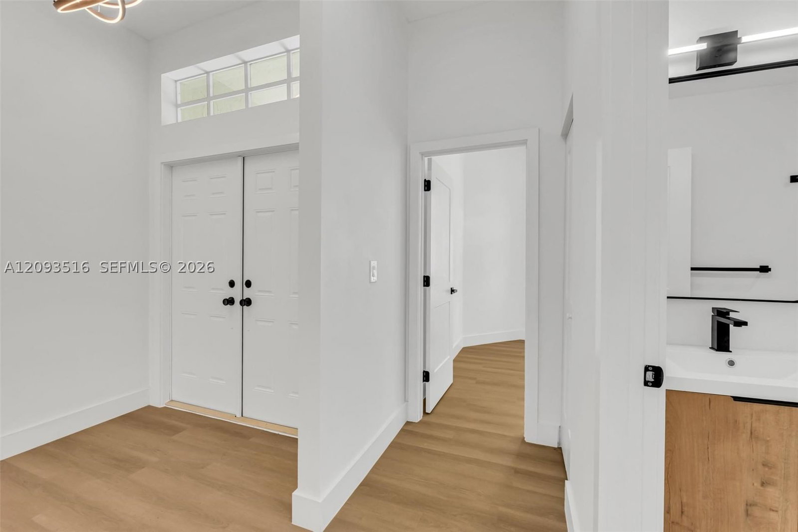 Real estate property located at 16 Gables Blvd, Broward, Bonaventure, Weston, FL