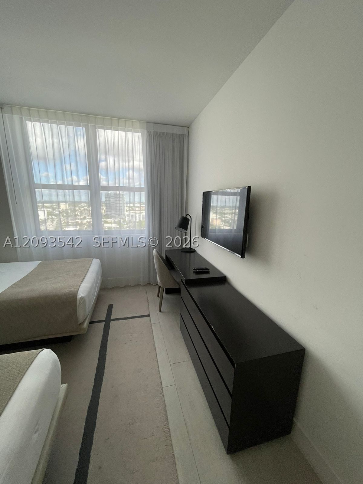 Real estate property located at 4010 Ocean Dr R1902, Broward, 4010 South Ocean Condo, Hollywood, FL