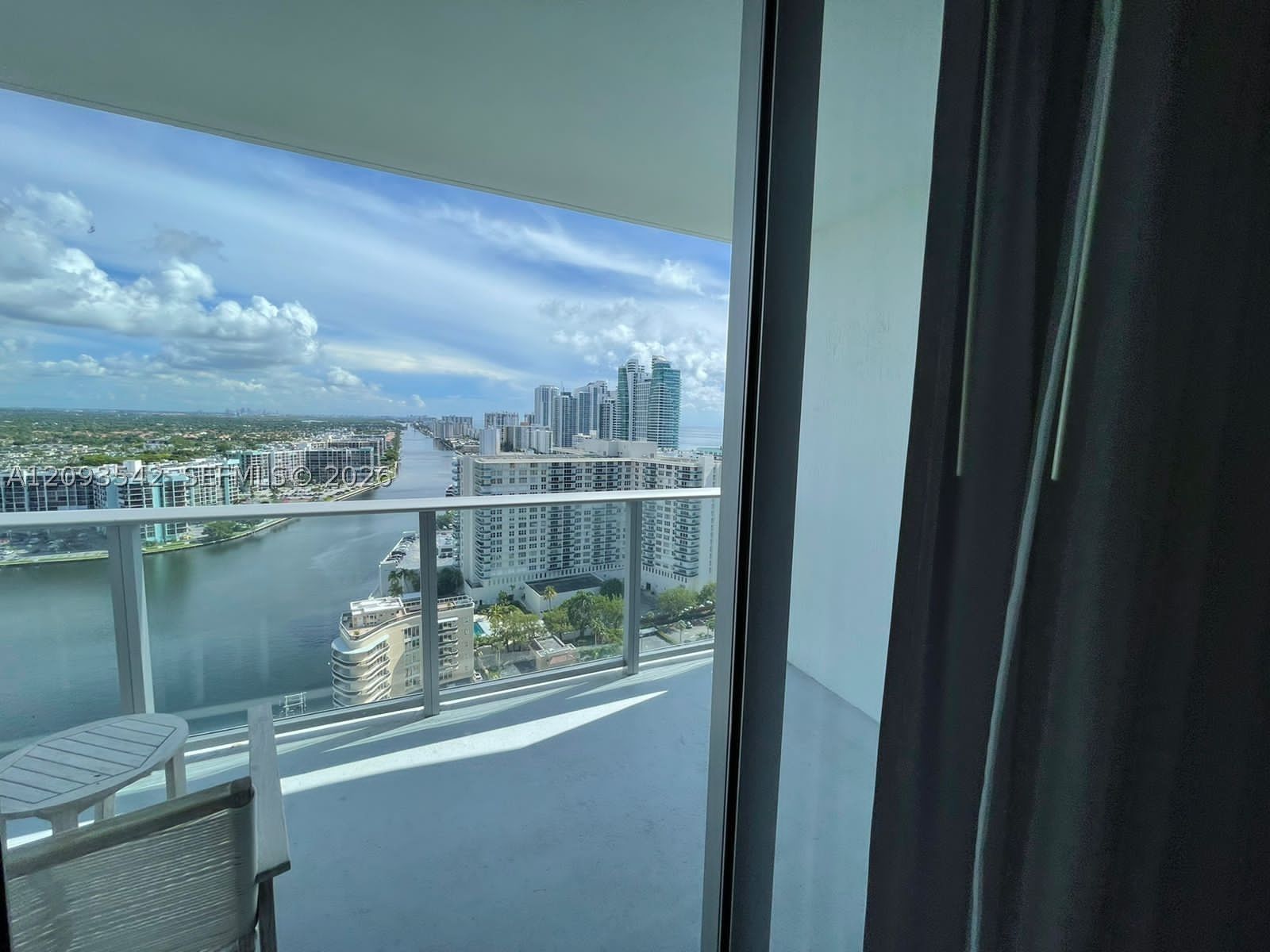 Real estate property located at 4010 Ocean Dr R1902, Broward, 4010 South Ocean Condo, Hollywood, FL