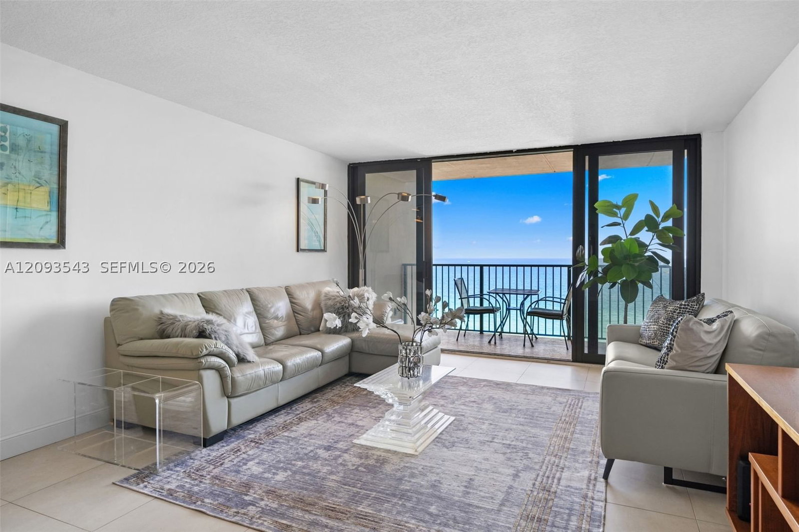 Real estate property located at 2201 S Ocean Dr #1102, Broward, Quadomain Tower I And Iv, Hollywood, FL