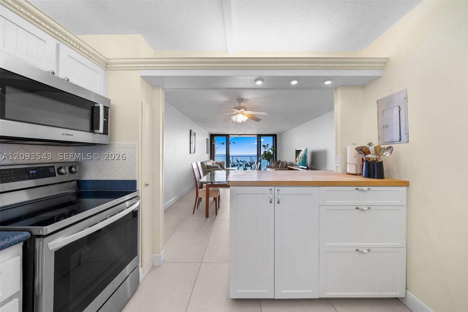 Real estate property located at 2201 S Ocean Dr #1102, Broward, Quadomain Tower I And Iv, Hollywood, FL