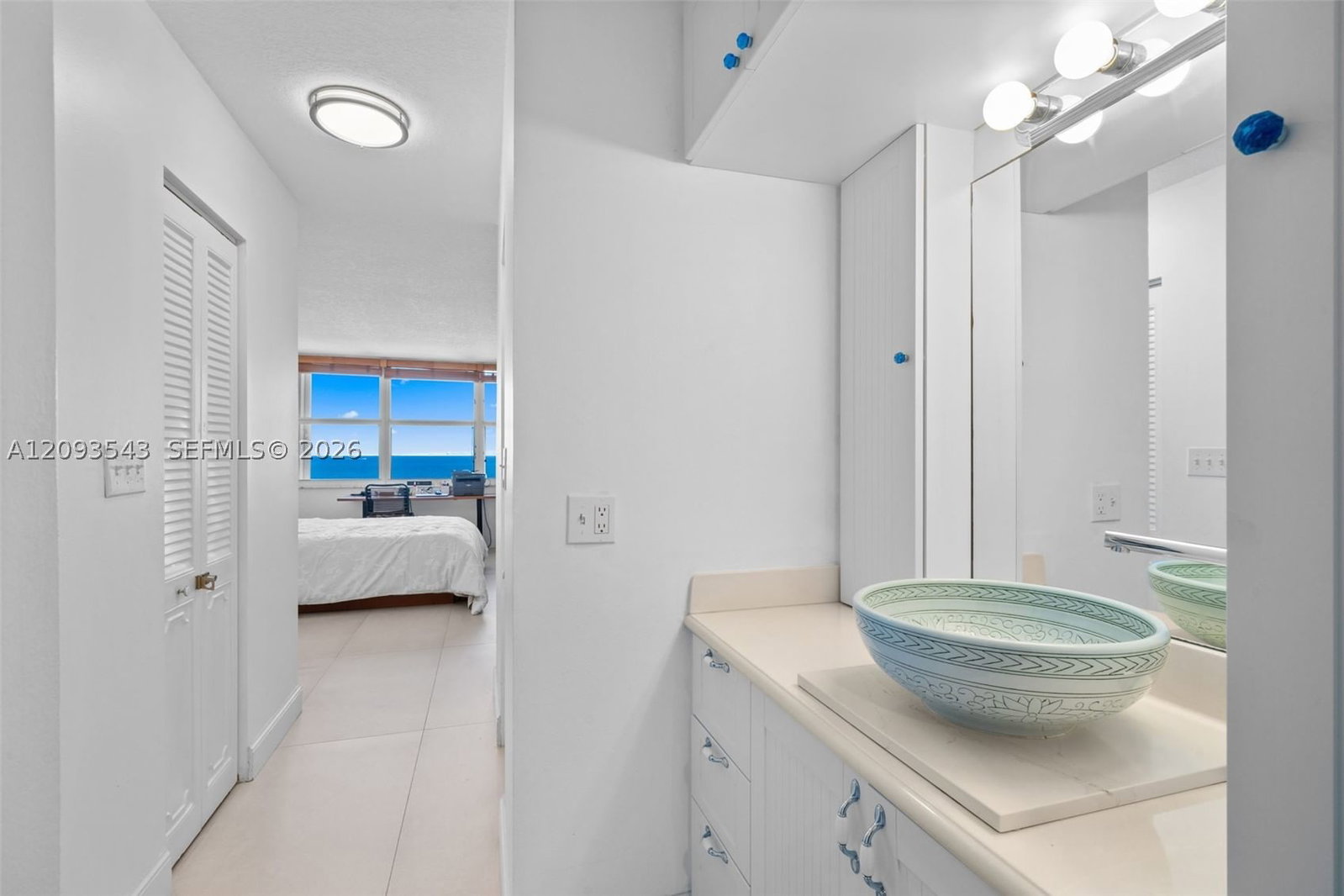 Real estate property located at 2201 S Ocean Dr #1102, Broward, Quadomain Tower I And Iv, Hollywood, FL