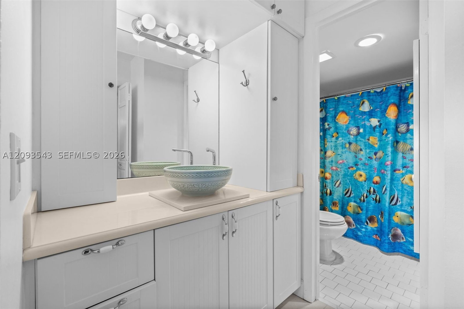 Real estate property located at 2201 S Ocean Dr #1102, Broward, Quadomain Tower I And Iv, Hollywood, FL