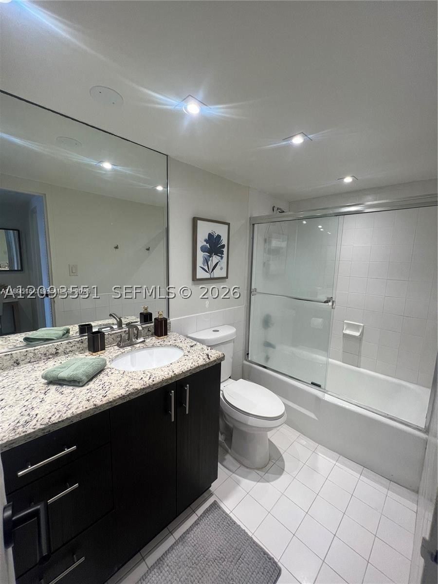 Real estate property located at 5161 Collins Ave #1211, Miami-dade, Seacoast 5151 Condo, Miami Beach, FL