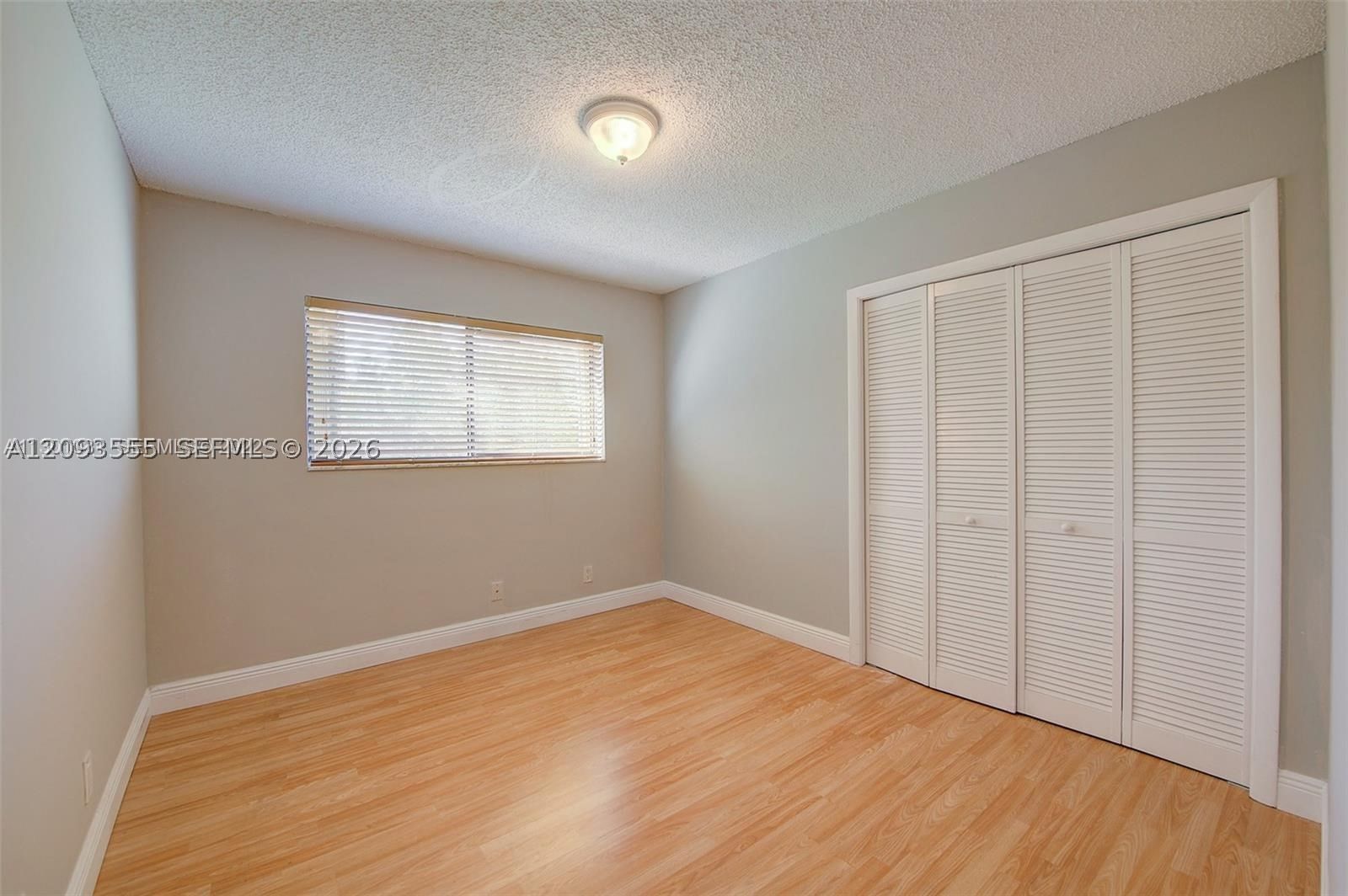 Real estate property located at 165 Lakeview Dr #201, Broward, Racquet Club Village Apar, Weston, FL