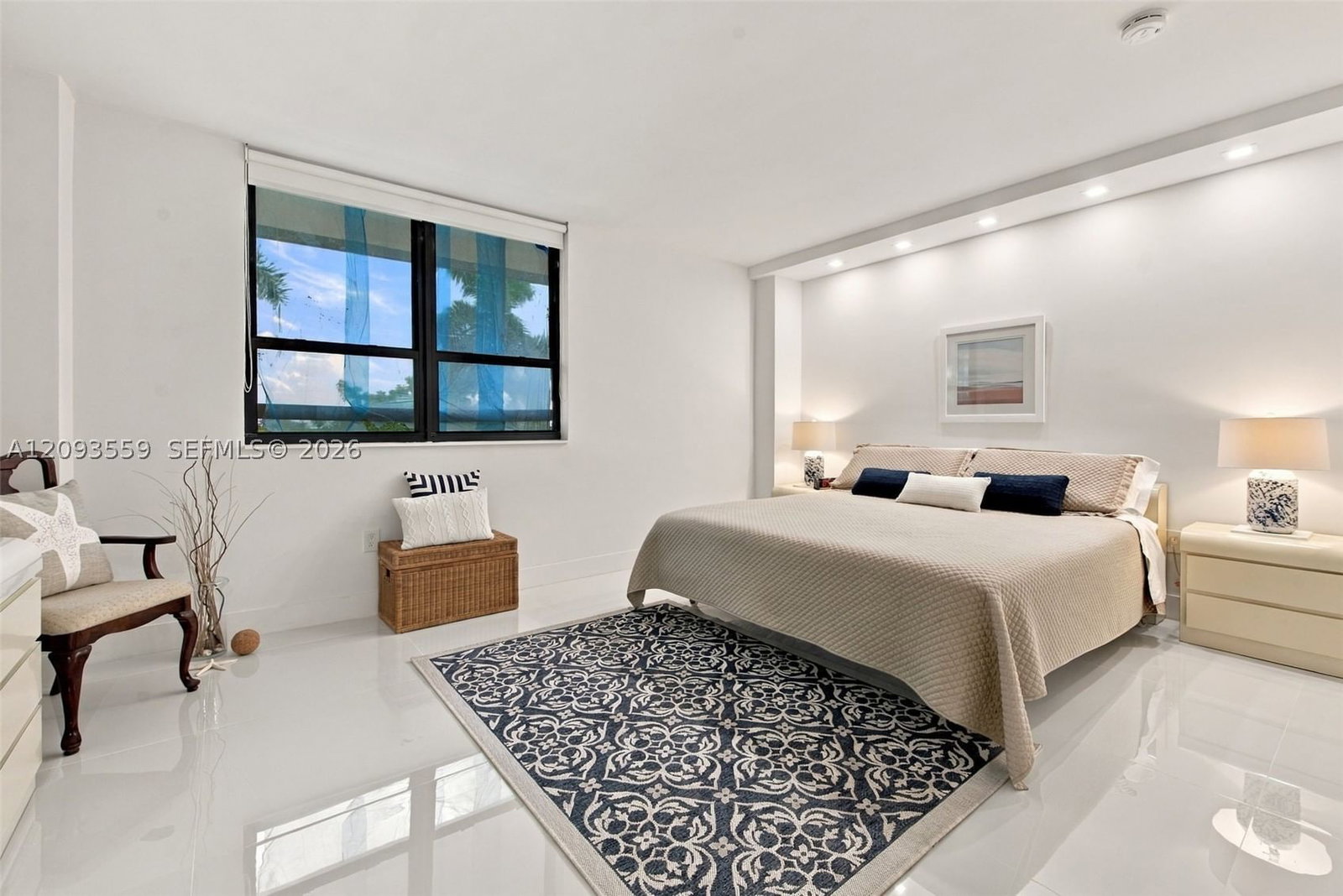 Real estate property located at 10185 Collins Ave #506, Miami-dade, The Plaza Of Bal Harbour, Bal Harbour, FL