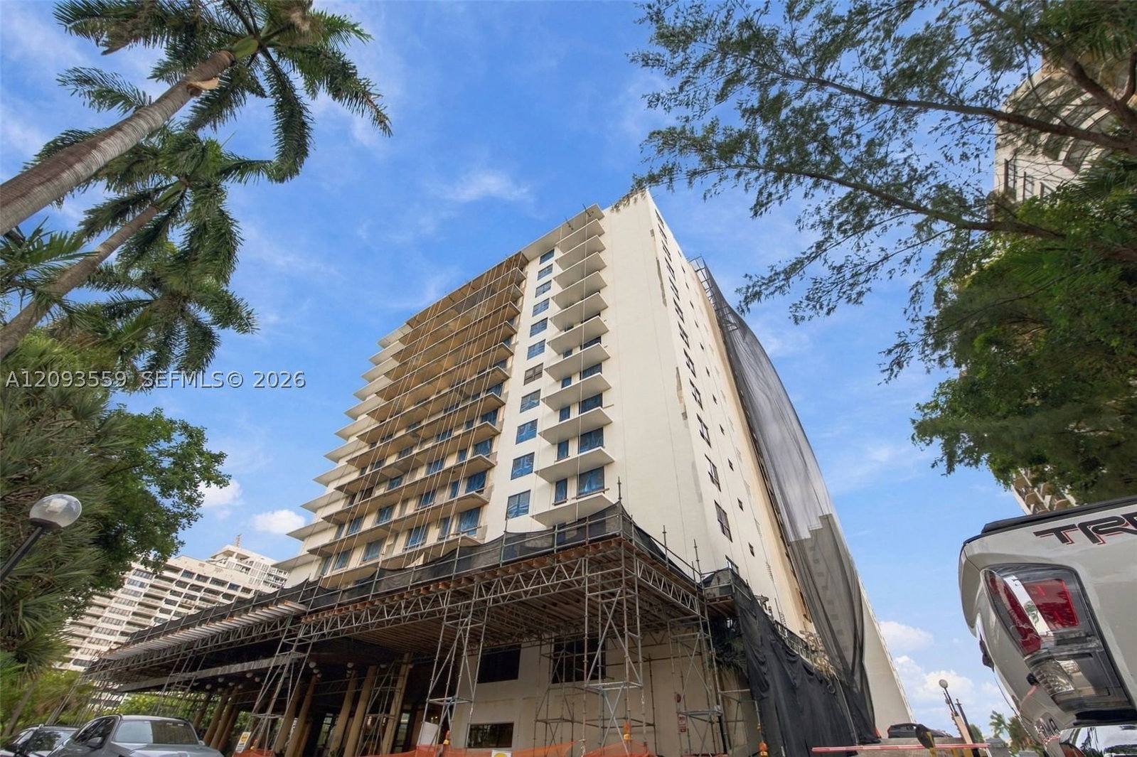 Real estate property located at 10185 Collins Ave #506, Miami-dade, The Plaza Of Bal Harbour, Bal Harbour, FL