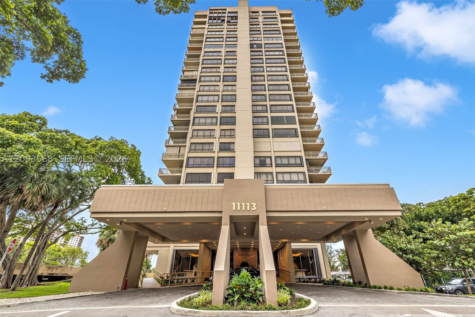 Real estate property located at 11113 Biscayne Blvd #1258, Miami-dade, Jockey Club Iii Condo, Miami, FL
