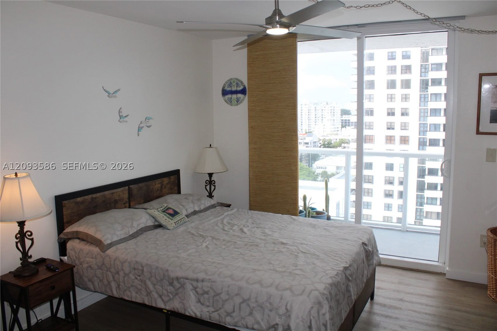Real estate property located at 2457 Collins Ave #1502, Miami-dade, The Royal Club Condo, Miami Beach, FL