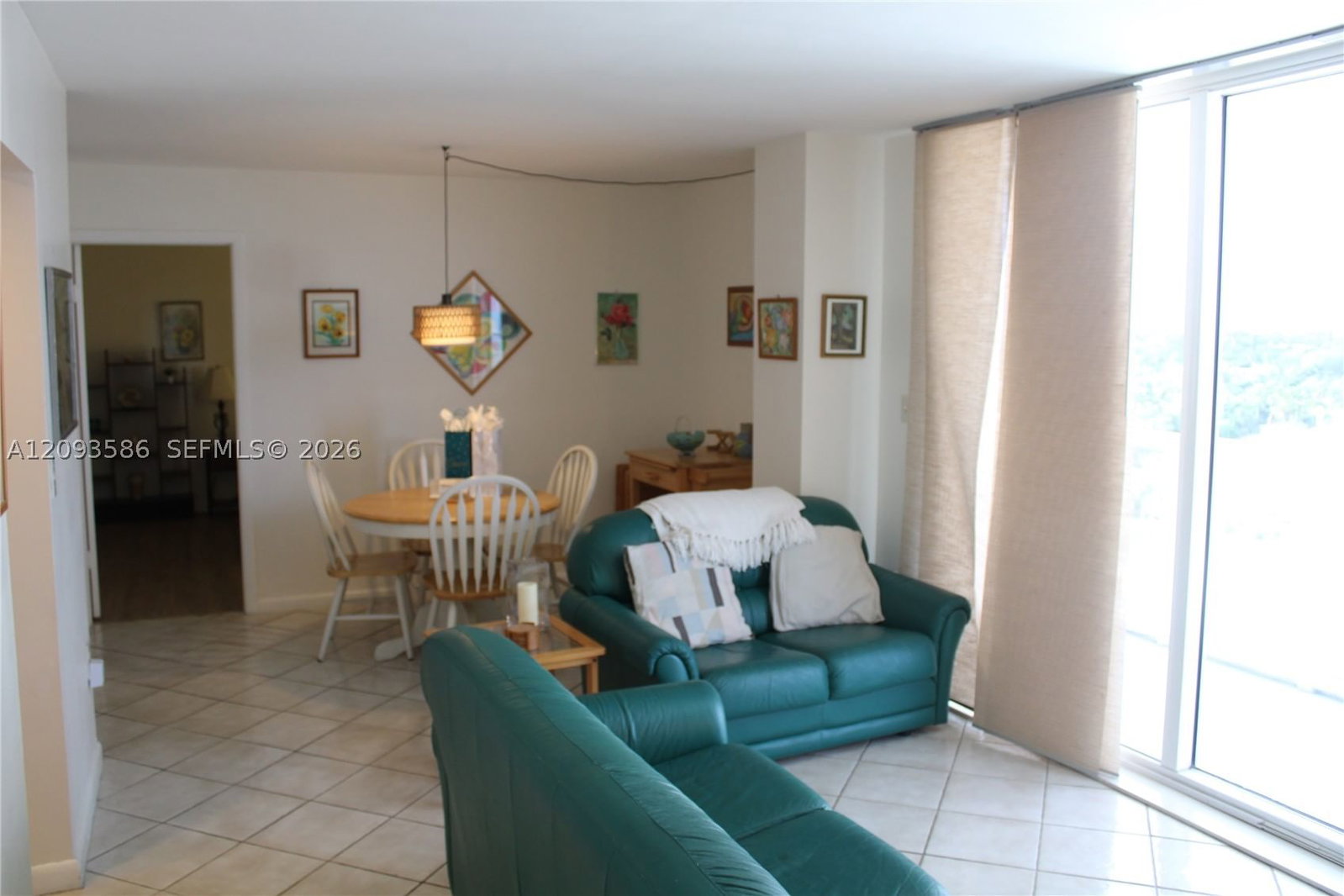 Real estate property located at 2457 Collins Ave #1502, Miami-dade, The Royal Club Condo, Miami Beach, FL