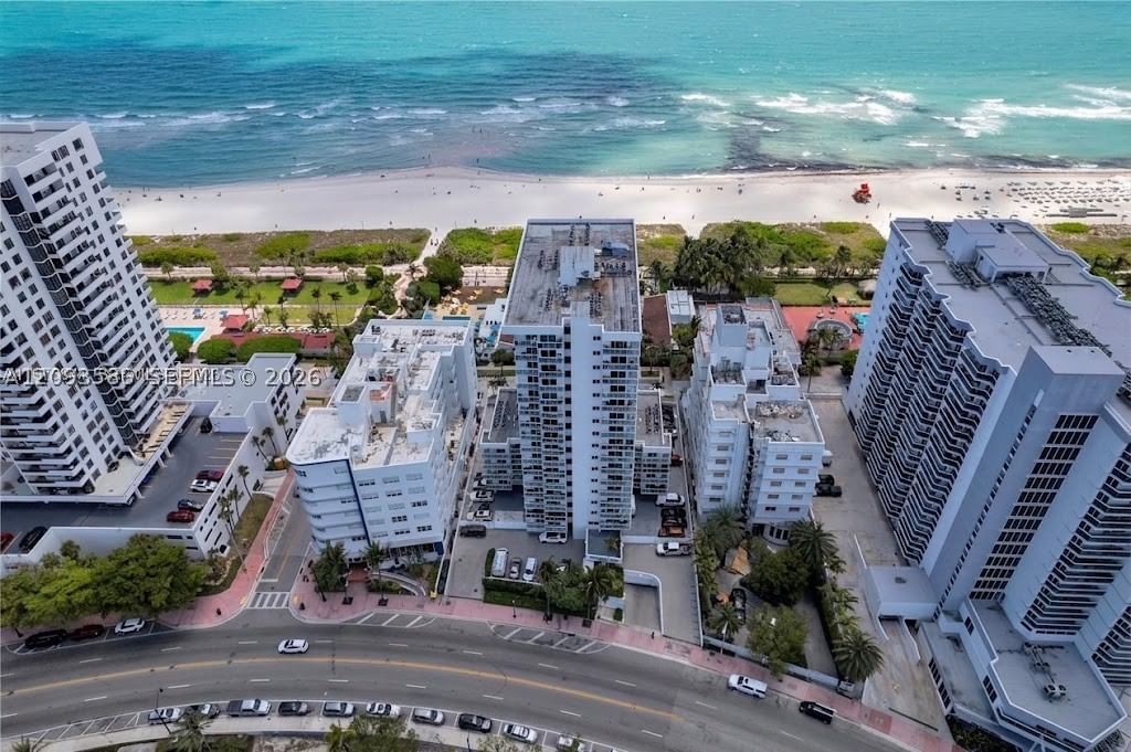 Real estate property located at 2457 Collins Ave #1502, Miami-dade, The Royal Club Condo, Miami Beach, FL