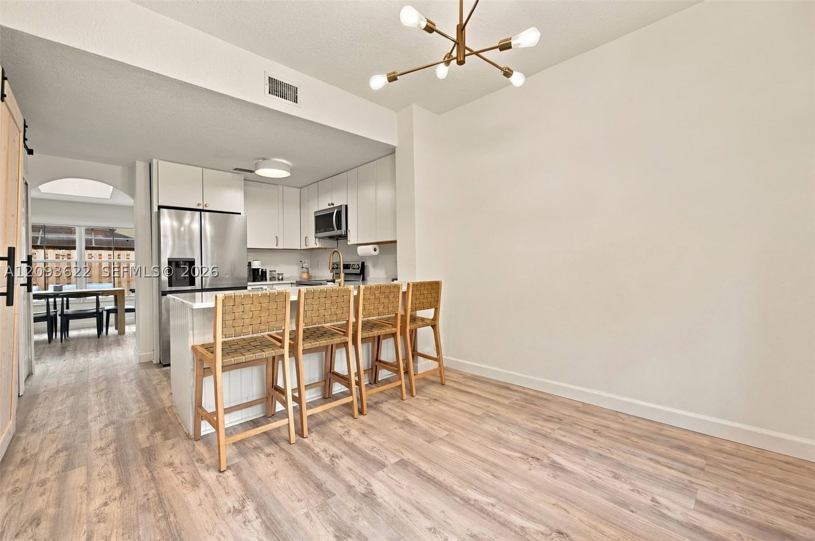 Real estate property located at 8531 139th Ter #1406, Miami-dade, Villa Vizcaya Condo, Miami Lakes, FL
