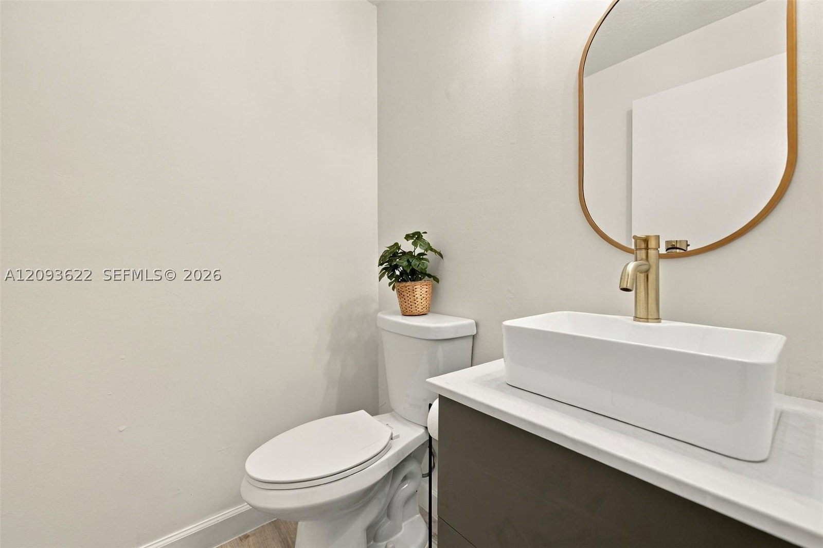 Real estate property located at 8531 139th Ter #1406, Miami-dade, Villa Vizcaya Condo, Miami Lakes, FL