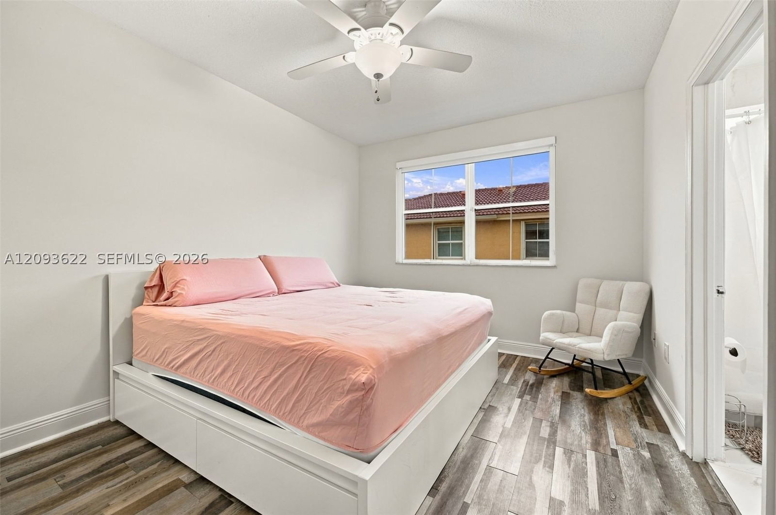 Real estate property located at 8531 139th Ter #1406, Miami-dade, Villa Vizcaya Condo, Miami Lakes, FL