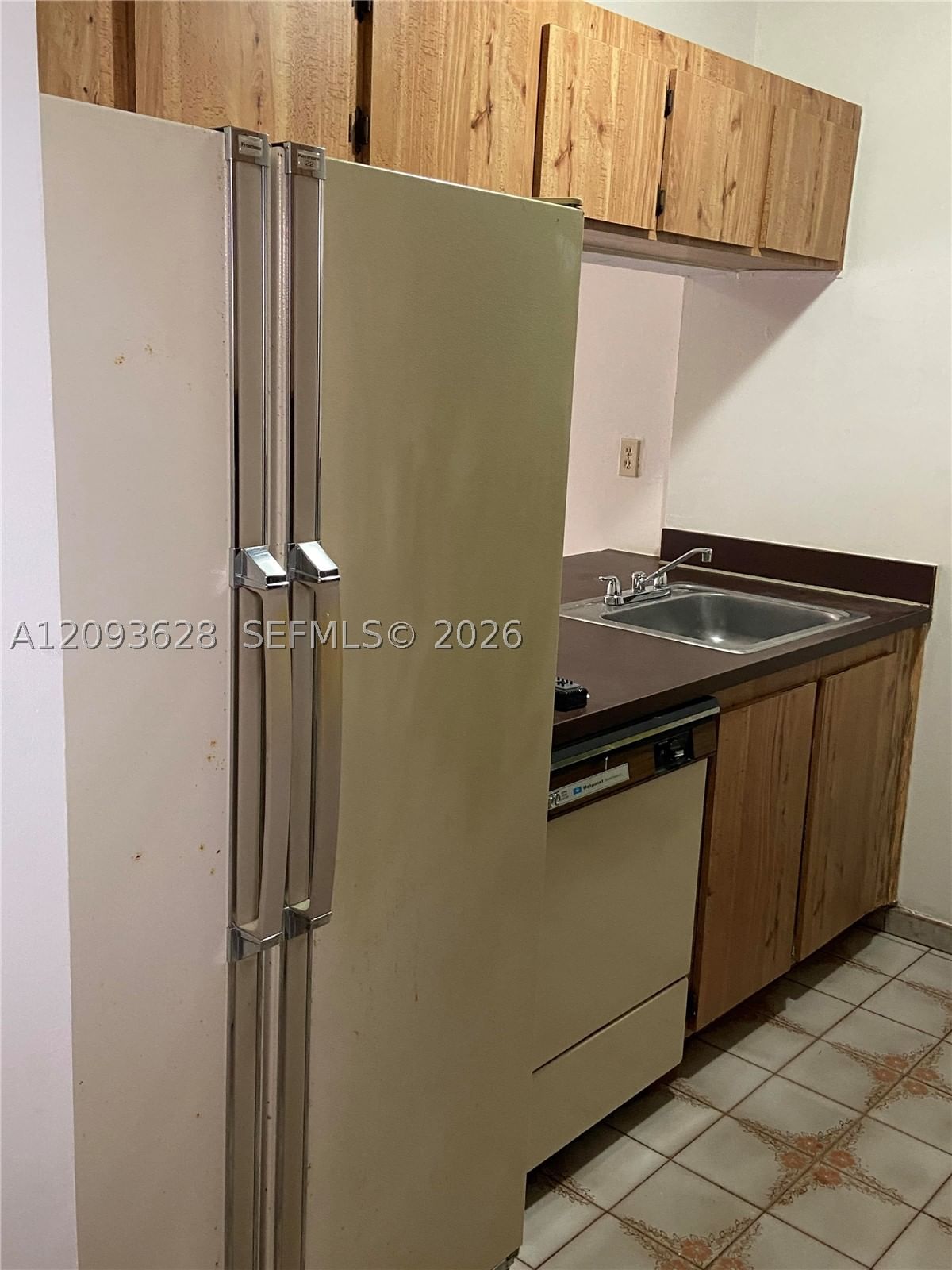 Real estate property located at 440 23rd St #1416, Miami-dade, Golden Gate Condo Phase I, Hialeah, FL