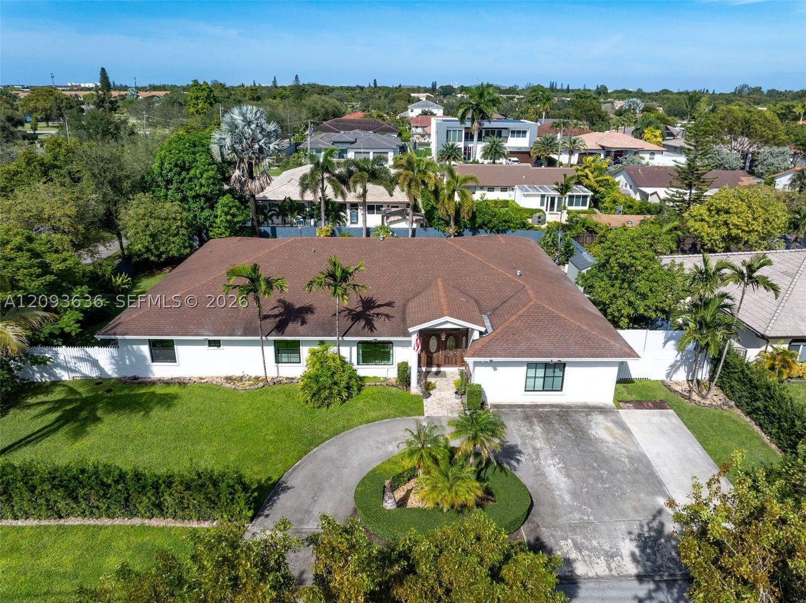 Real estate property located at 10195 26th St, Miami-dade, Vanderbilt Park, Doral, FL