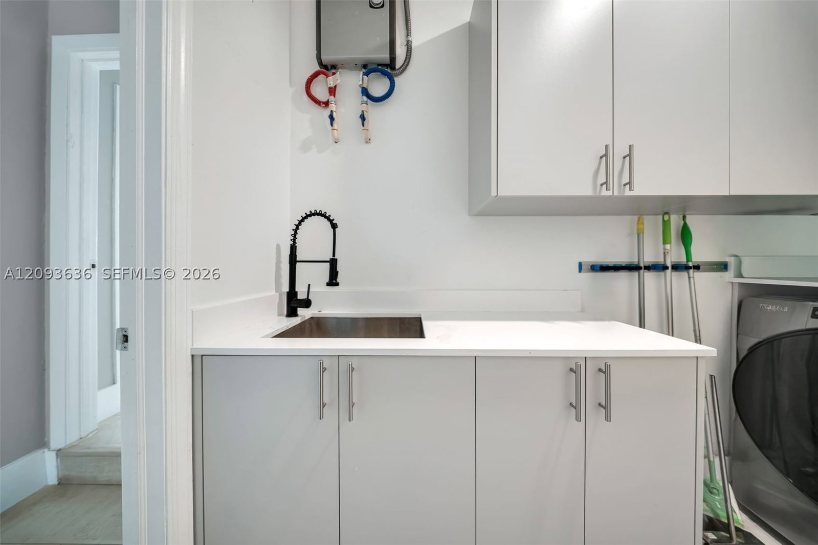 Real estate property located at 10195 26th St, Miami-dade, Vanderbilt Park, Doral, FL