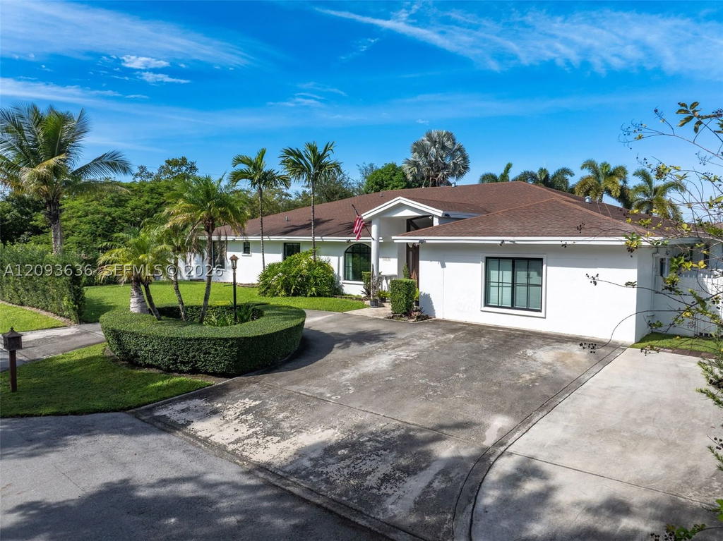 Real estate property located at 10195 26th St, Miami-dade, Vanderbilt Park, Doral, FL