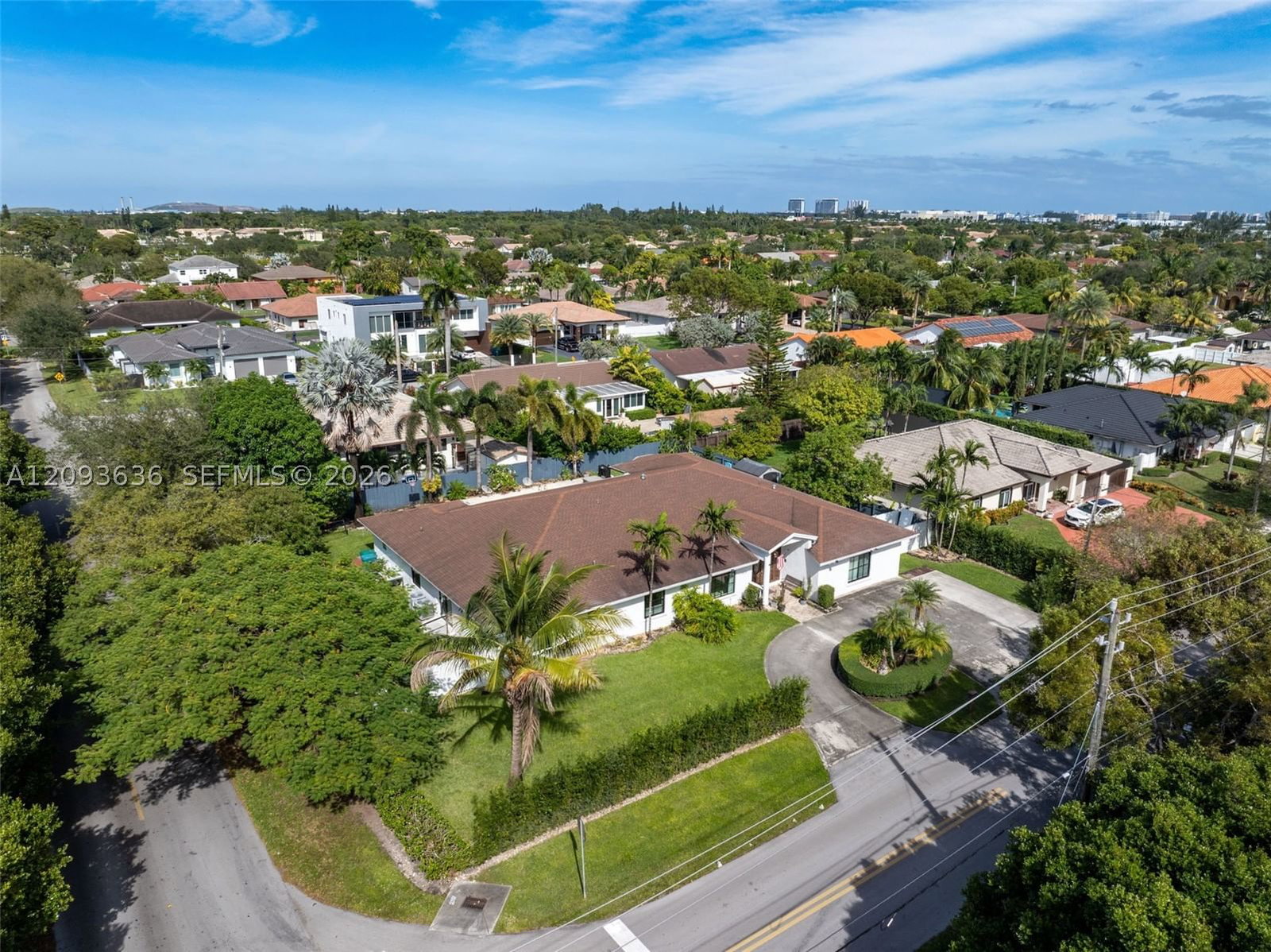 Real estate property located at 10195 26th St, Miami-dade, Vanderbilt Park, Doral, FL