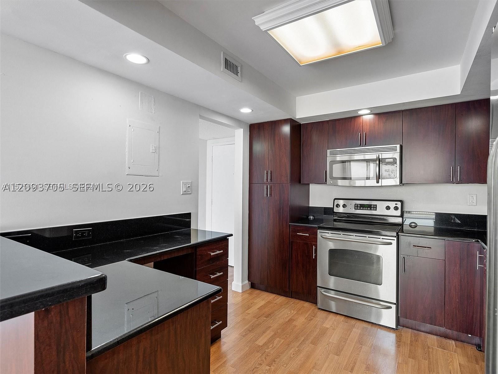 Real estate property located at 18021 Biscayne Blvd #603, Miami-dade, Del Prado Marina, Aventura, FL