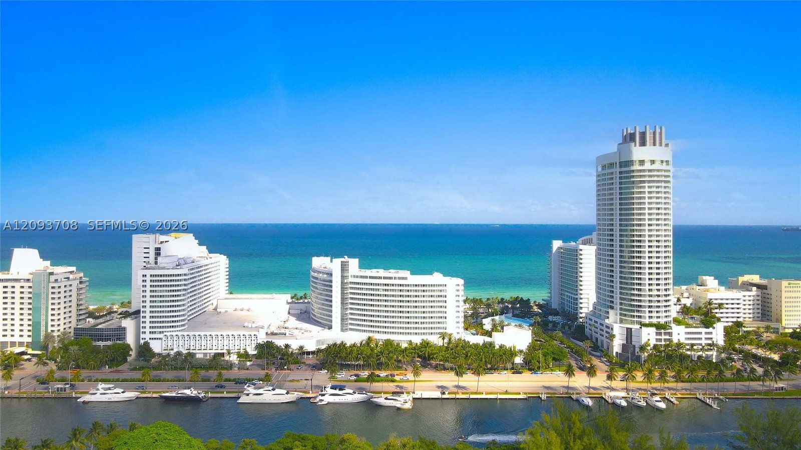 Real estate property located at 4401 Collins Ave #1709, Miami-dade, Fontainebleau Ii Tresor, Miami Beach, FL