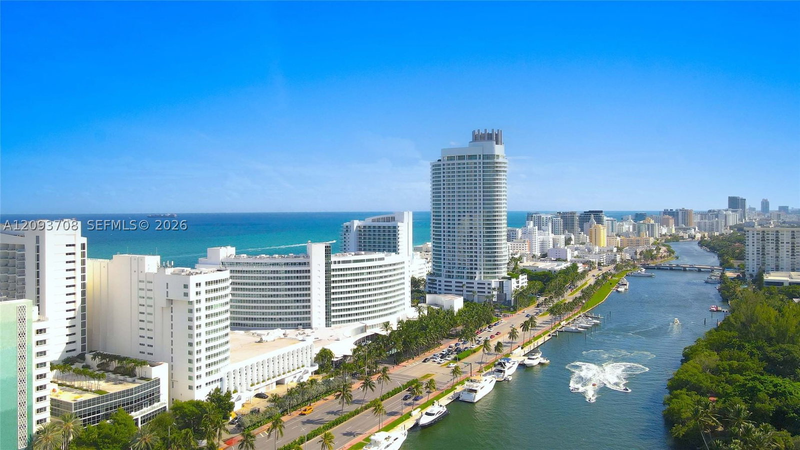 Real estate property located at 4401 Collins Ave #1709, Miami-dade, Fontainebleau Ii Tresor, Miami Beach, FL