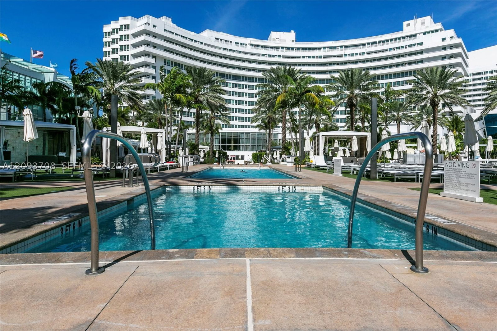 Real estate property located at 4401 Collins Ave #1709, Miami-dade, Fontainebleau Ii Tresor, Miami Beach, FL