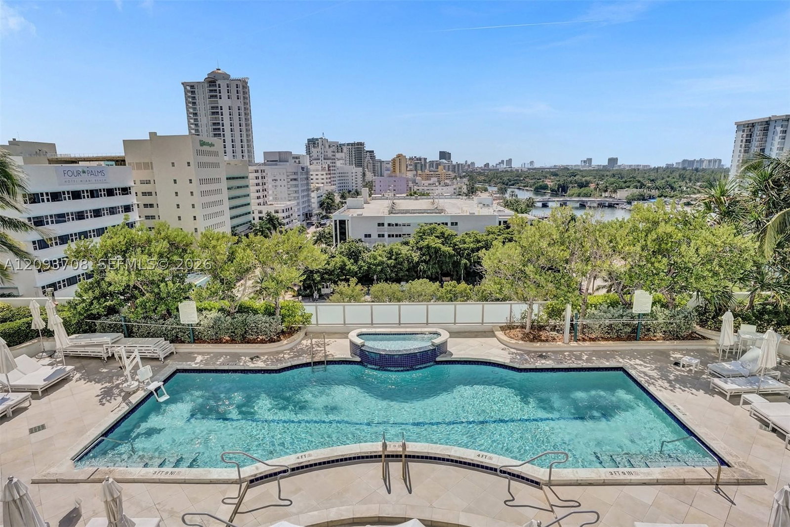 Real estate property located at 4401 Collins Ave #1709, Miami-dade, Fontainebleau Ii Tresor, Miami Beach, FL