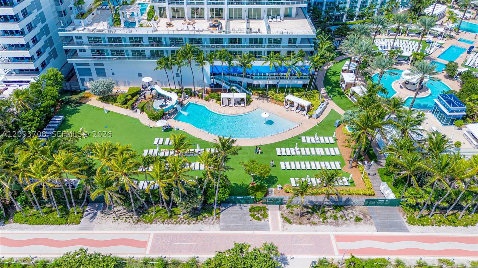 Real estate property located at 4401 Collins Ave #1709, Miami-dade, Fontainebleau Ii Tresor, Miami Beach, FL