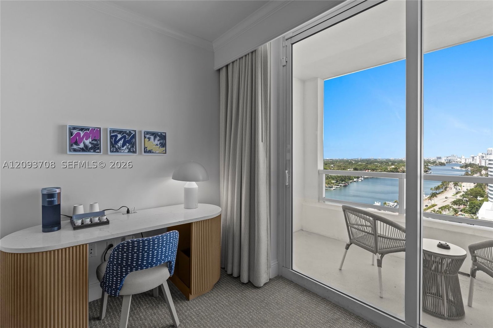 Real estate property located at 4401 Collins Ave #1709, Miami-dade, Fontainebleau Ii Tresor, Miami Beach, FL