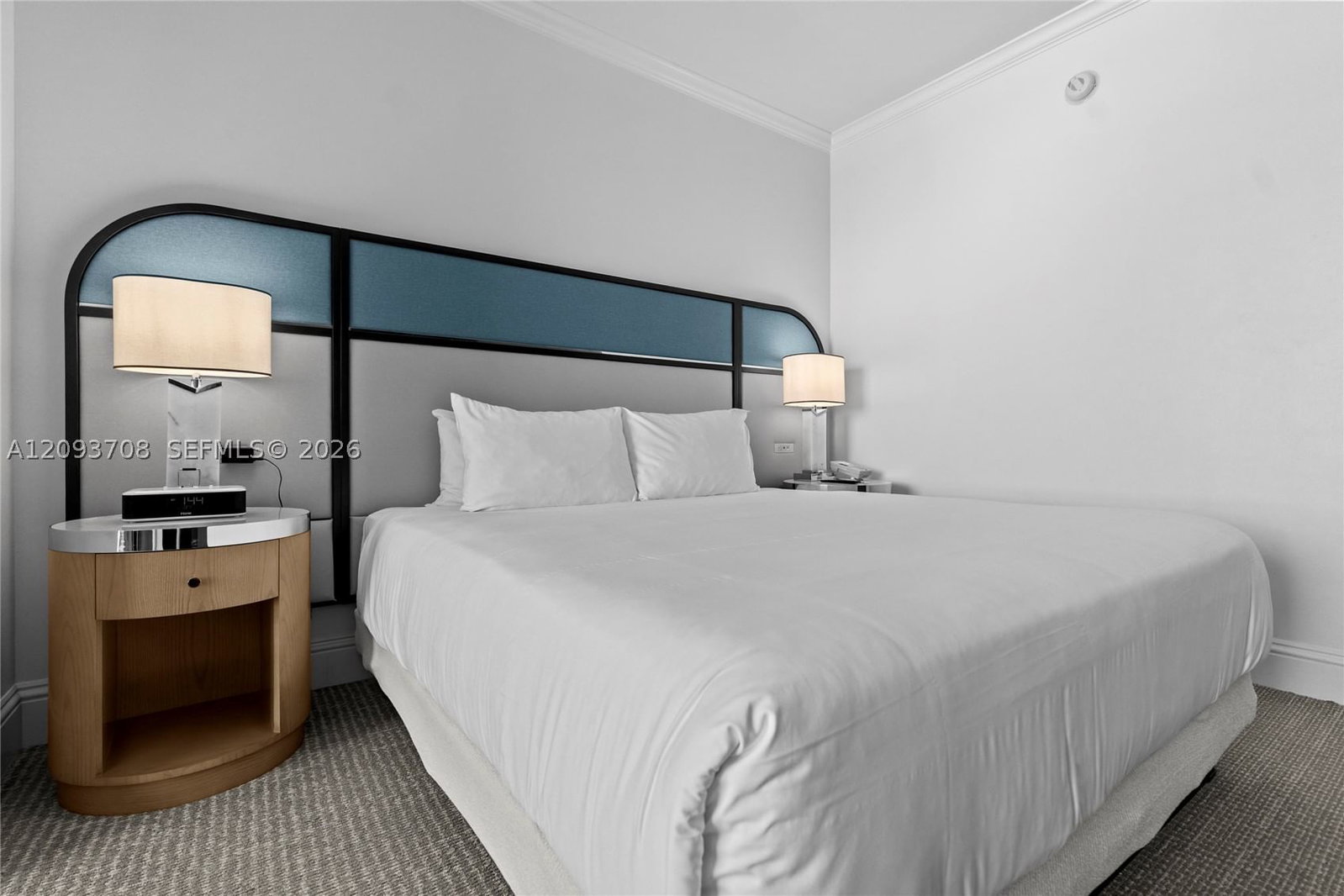 Real estate property located at 4401 Collins Ave #1709, Miami-dade, Fontainebleau Ii Tresor, Miami Beach, FL