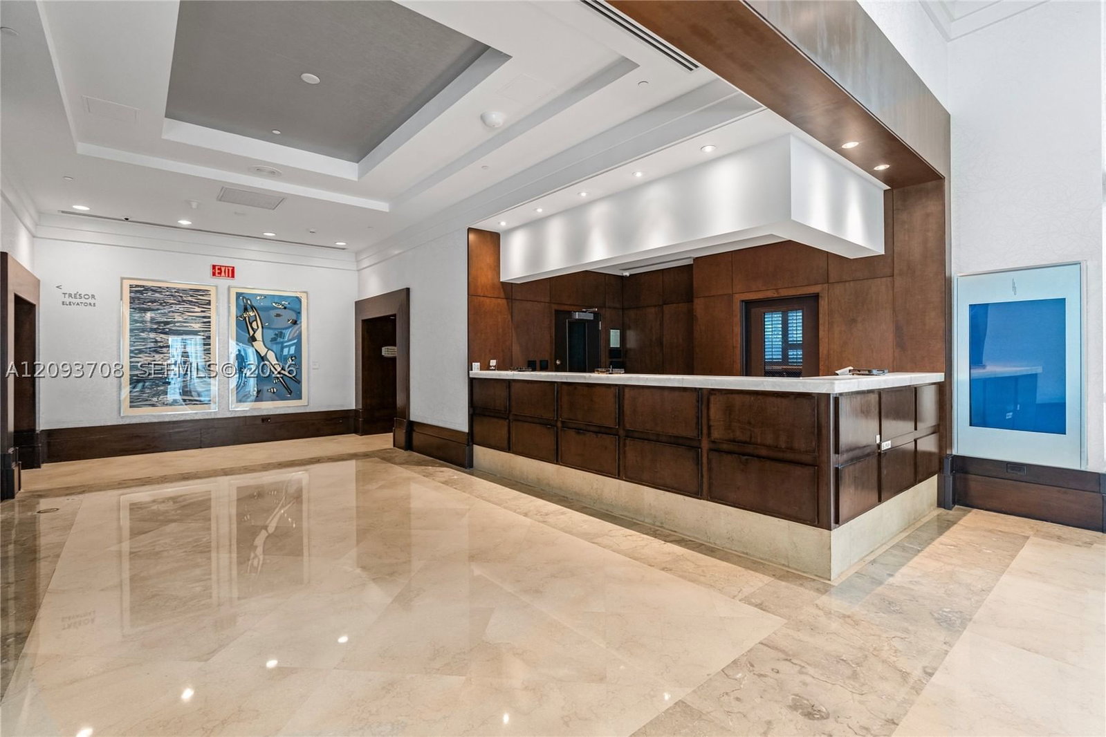 Real estate property located at 4401 Collins Ave #1709, Miami-dade, Fontainebleau Ii Tresor, Miami Beach, FL