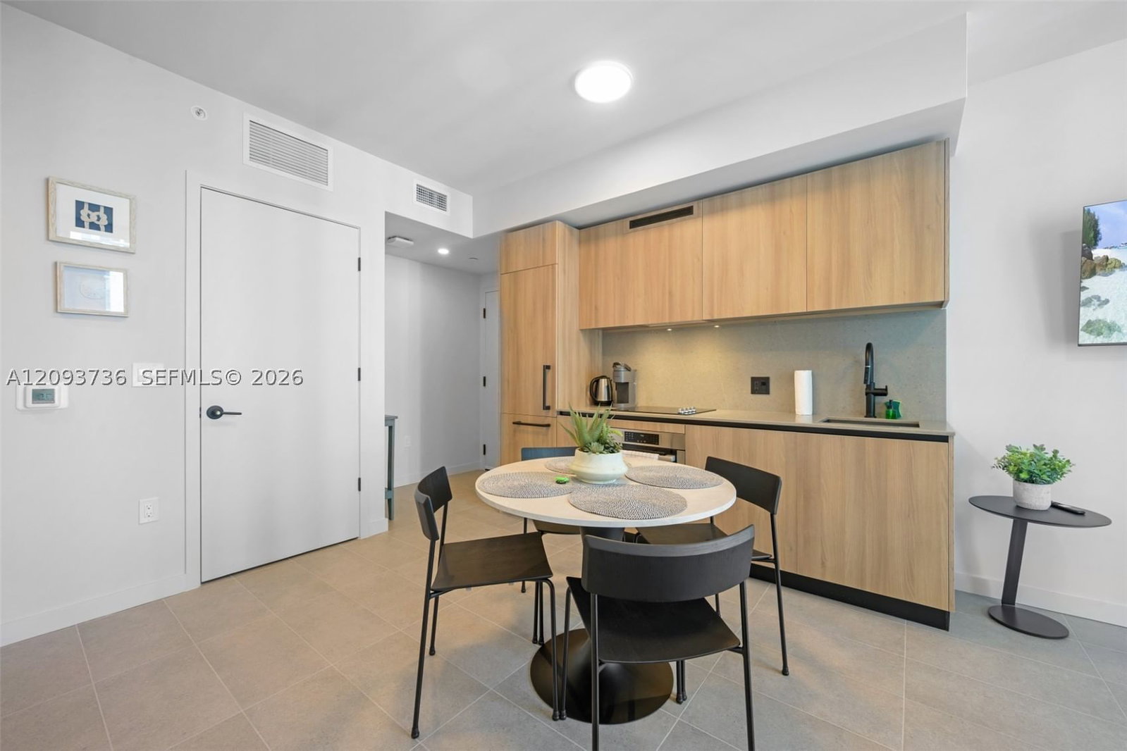 Real estate property located at 121 5th St #3006, Miami-dade, 501 First Residences Condo, Miami, FL