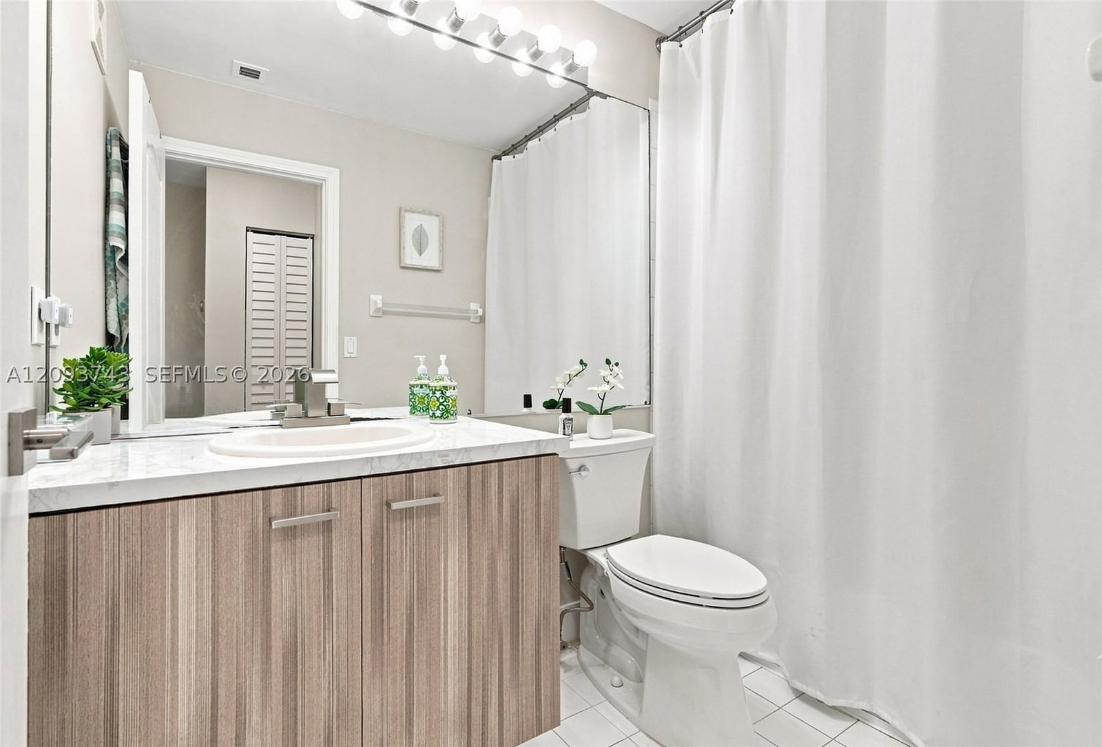 Real estate property located at 13225 7th Dr, Broward, Lago West Subdivision, Plantation, FL