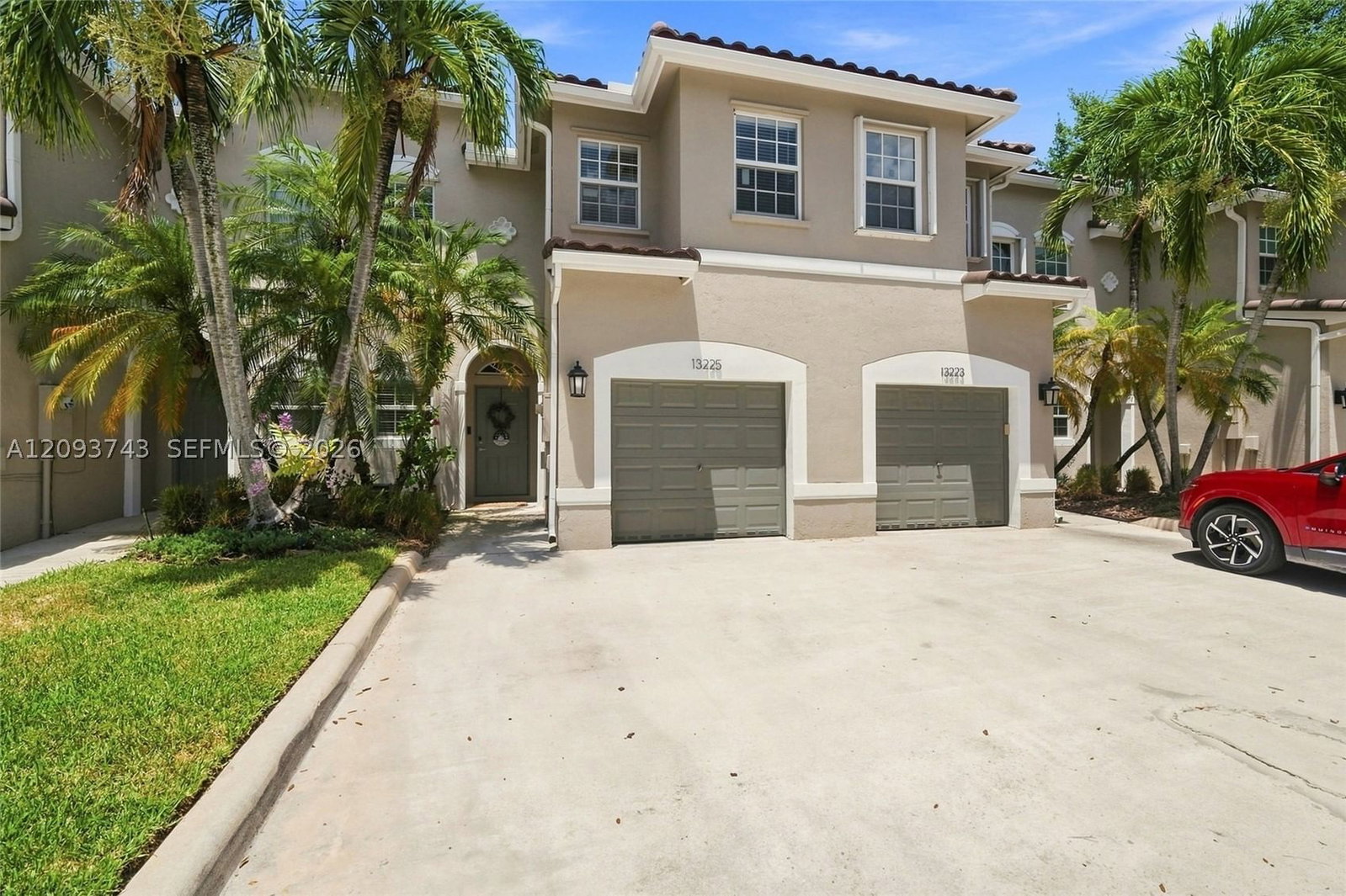 Real estate property located at 13225 7th Dr, Broward, Lago West Subdivision, Plantation, FL